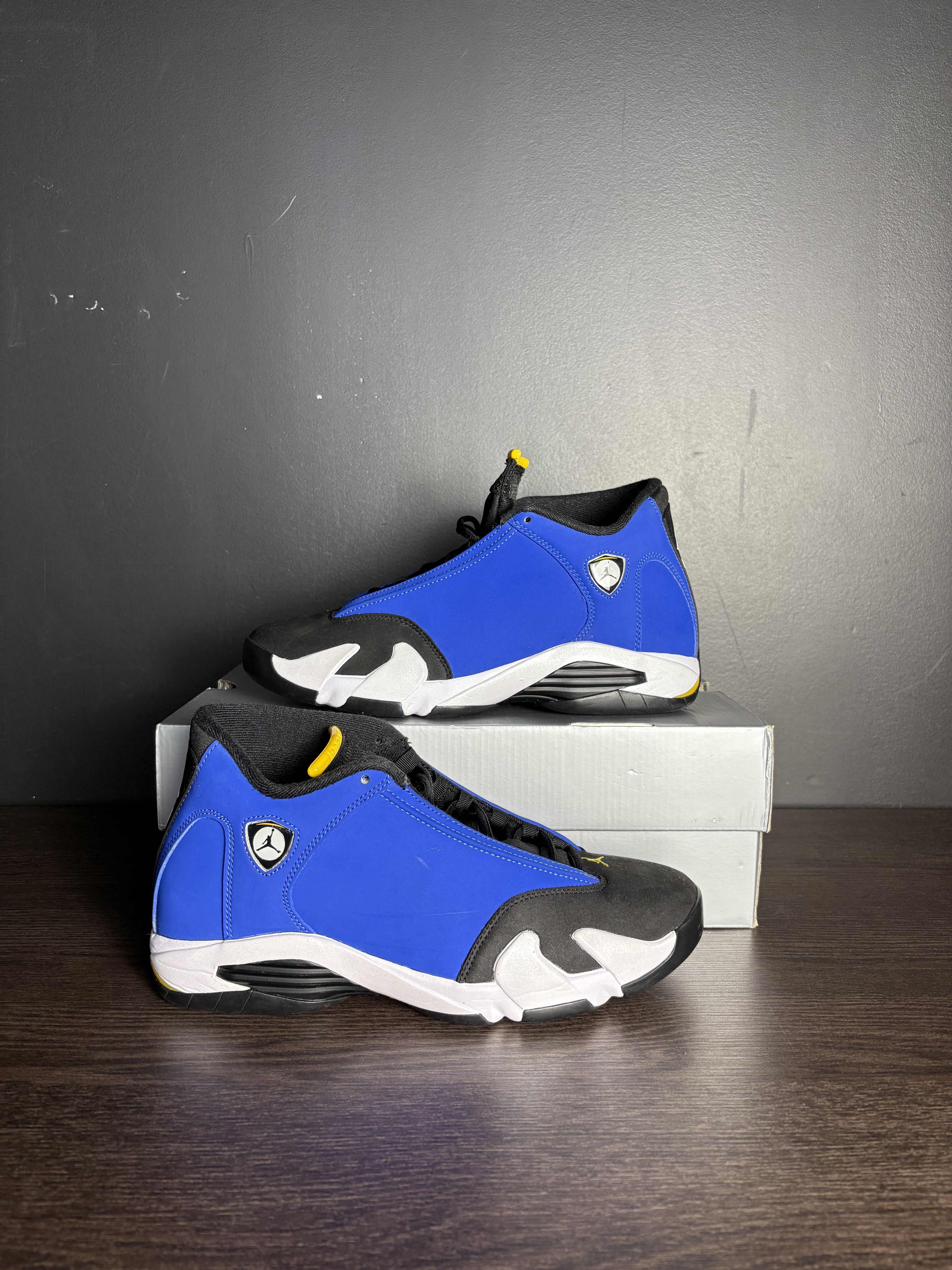 Jordan Brand 10.5M - Air Jordan 14 Retro "Laney" (2023) **PRE-OWNED** Size US 10.5 / EU 43-44 - 1 Thumbnail