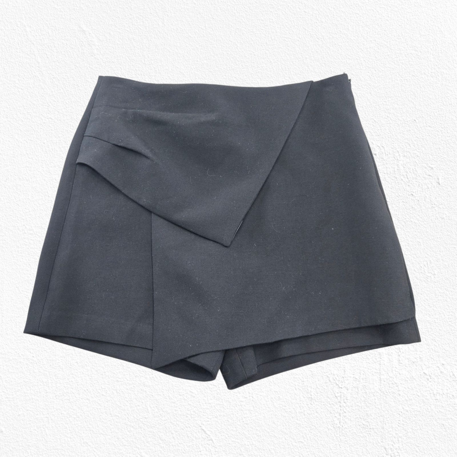 Zara Black High Waisted Basic Faux Wrap Skort Size XS Size 26" / US 2 / IT 38 - 3 Thumbnail