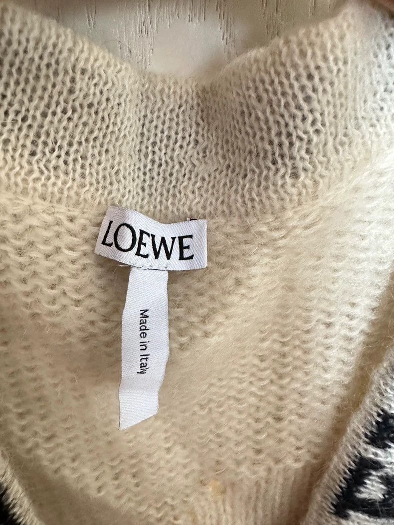 Loewe LOEWE woollen sweater Size XS / US 0-2 / IT 36-38 - 2 Thumbnail