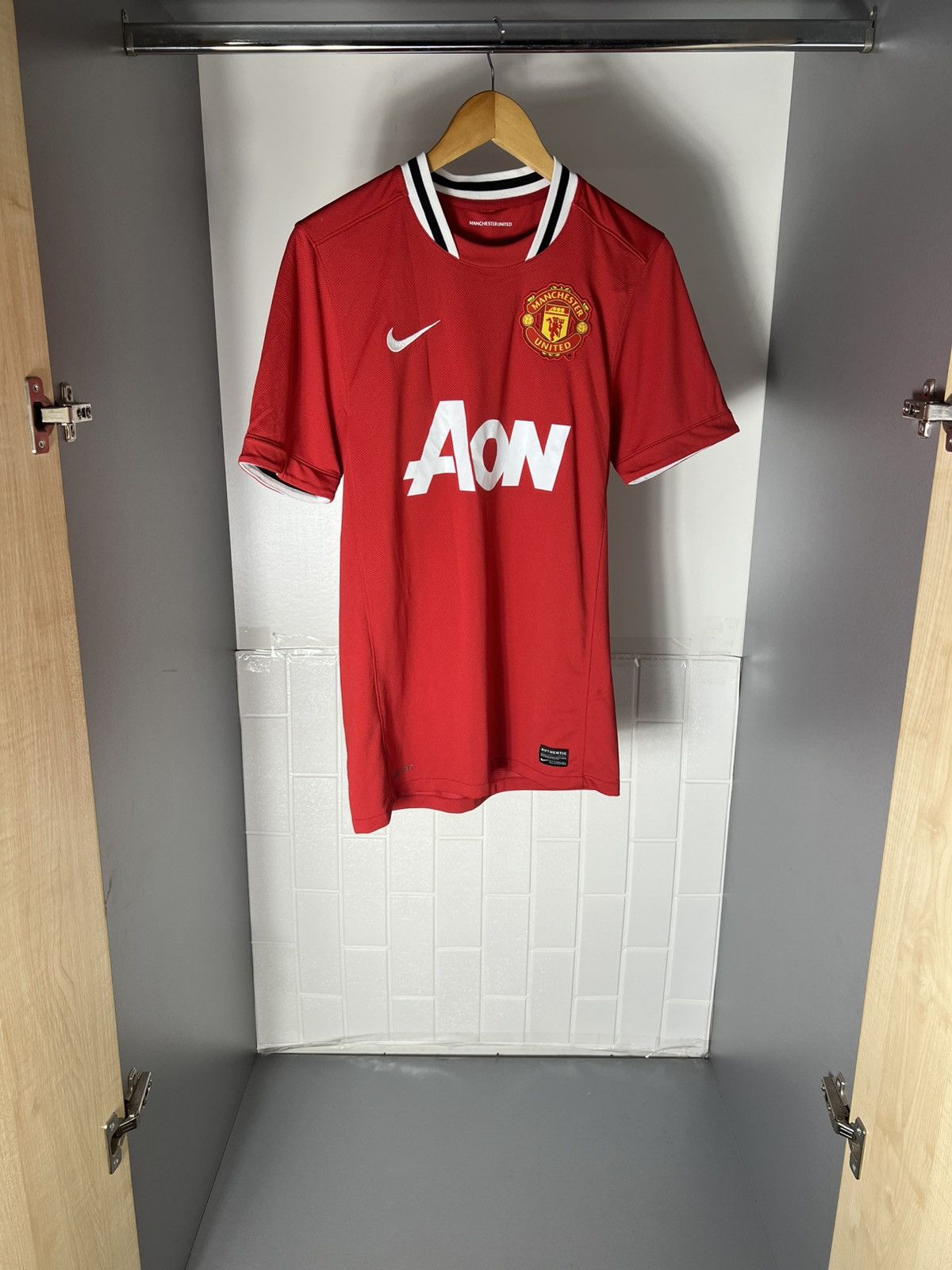 Nike VINTAGE NIKE FC MANCHESTER UNITED ENGLAND SOCCER JERSEY Y2K Size US S / EU 44-46 / 1 - 4 Thumbnail