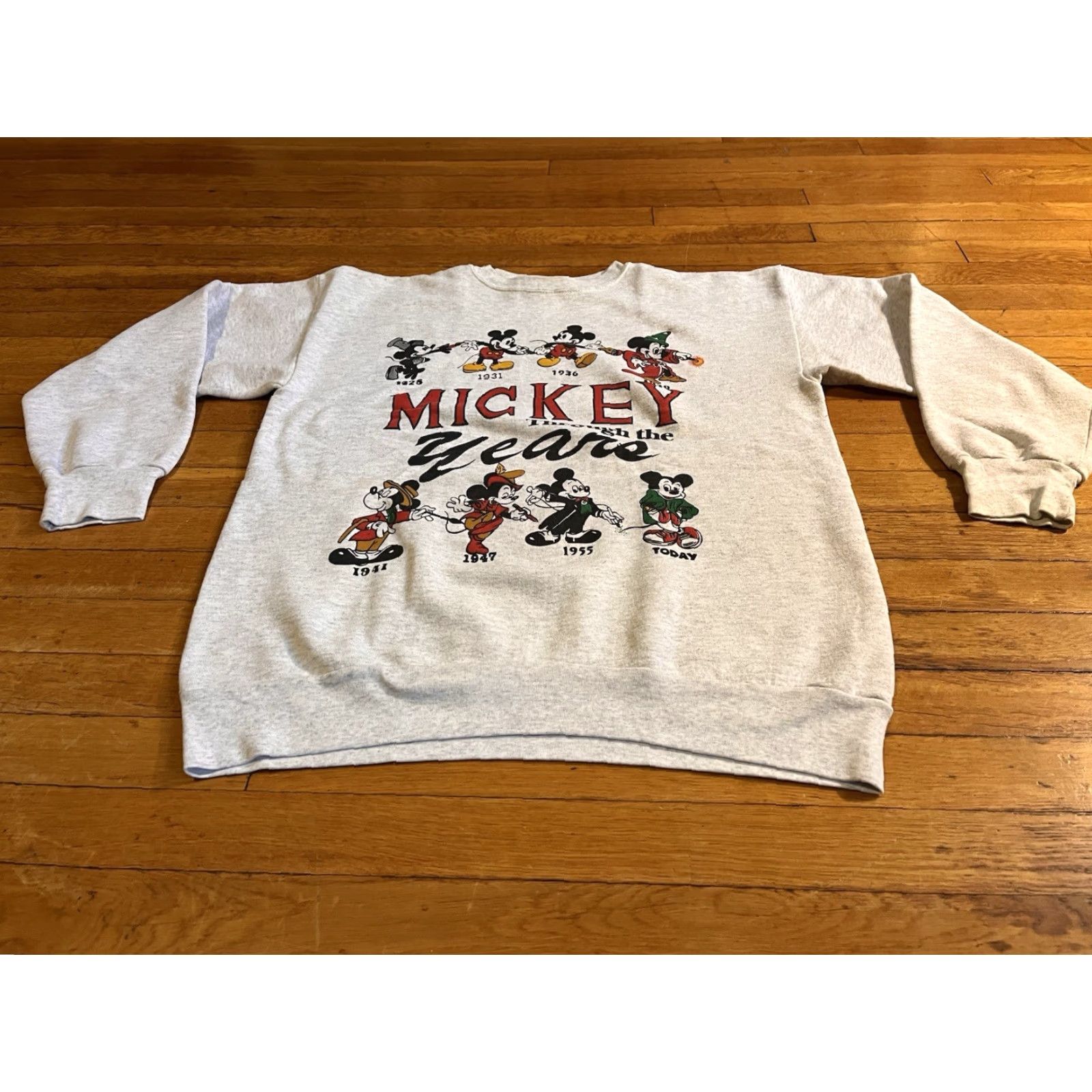 Vintage VINTAGE Mickey Mouse Through The Years Sweatshirt Men’s L Grey 80s Cartoon Retro USA Graphic Print Sweatshirt Mens VINTAGE Size US L / EU 52-54 / 3 - 2 Thumbnail