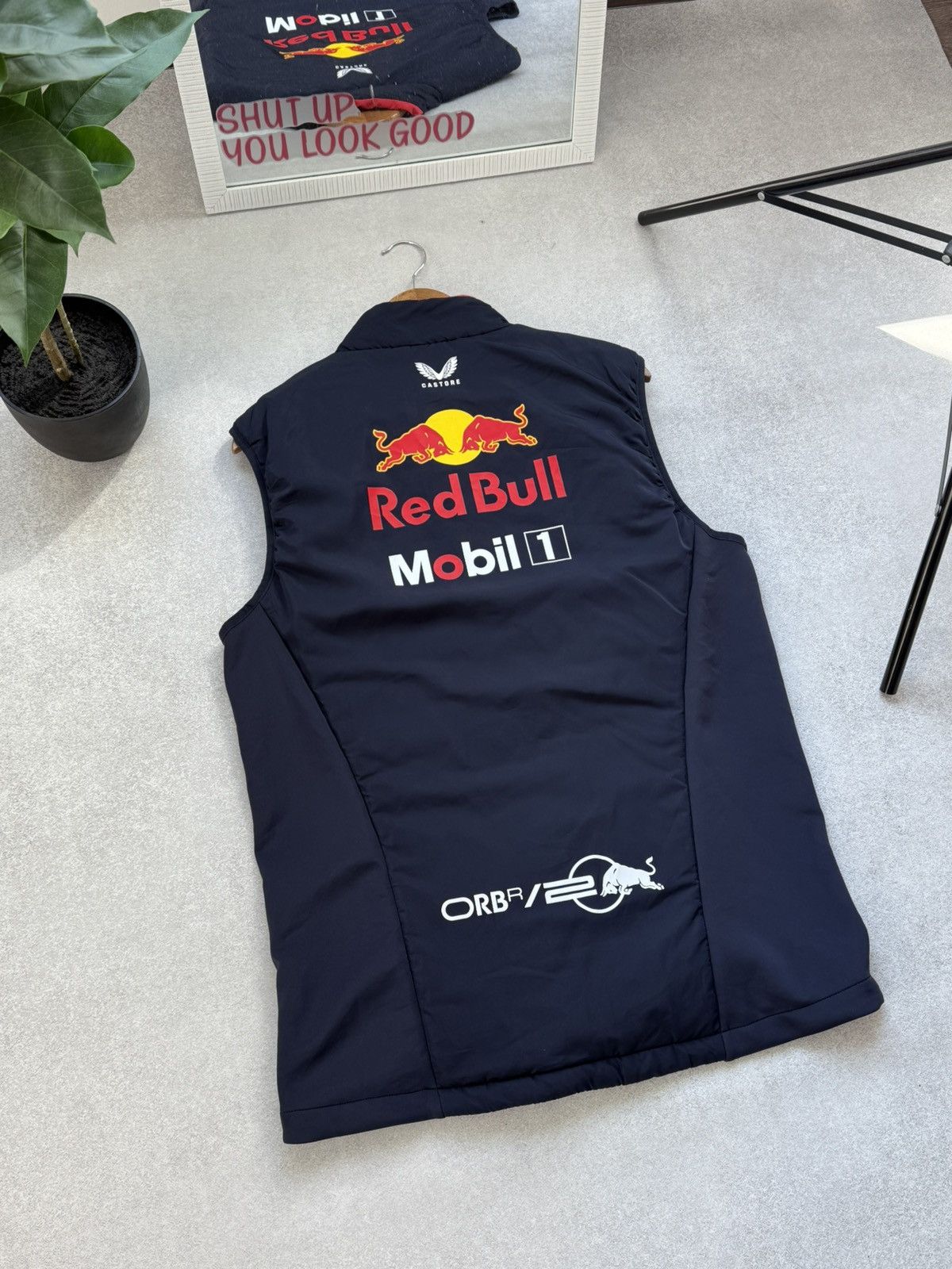 Honda RED BULL RACING CASTORE FORMULA 1 VEST SLEEVELESS HONDA Size US M / EU 48-50 / 2 - 9 Thumbnail