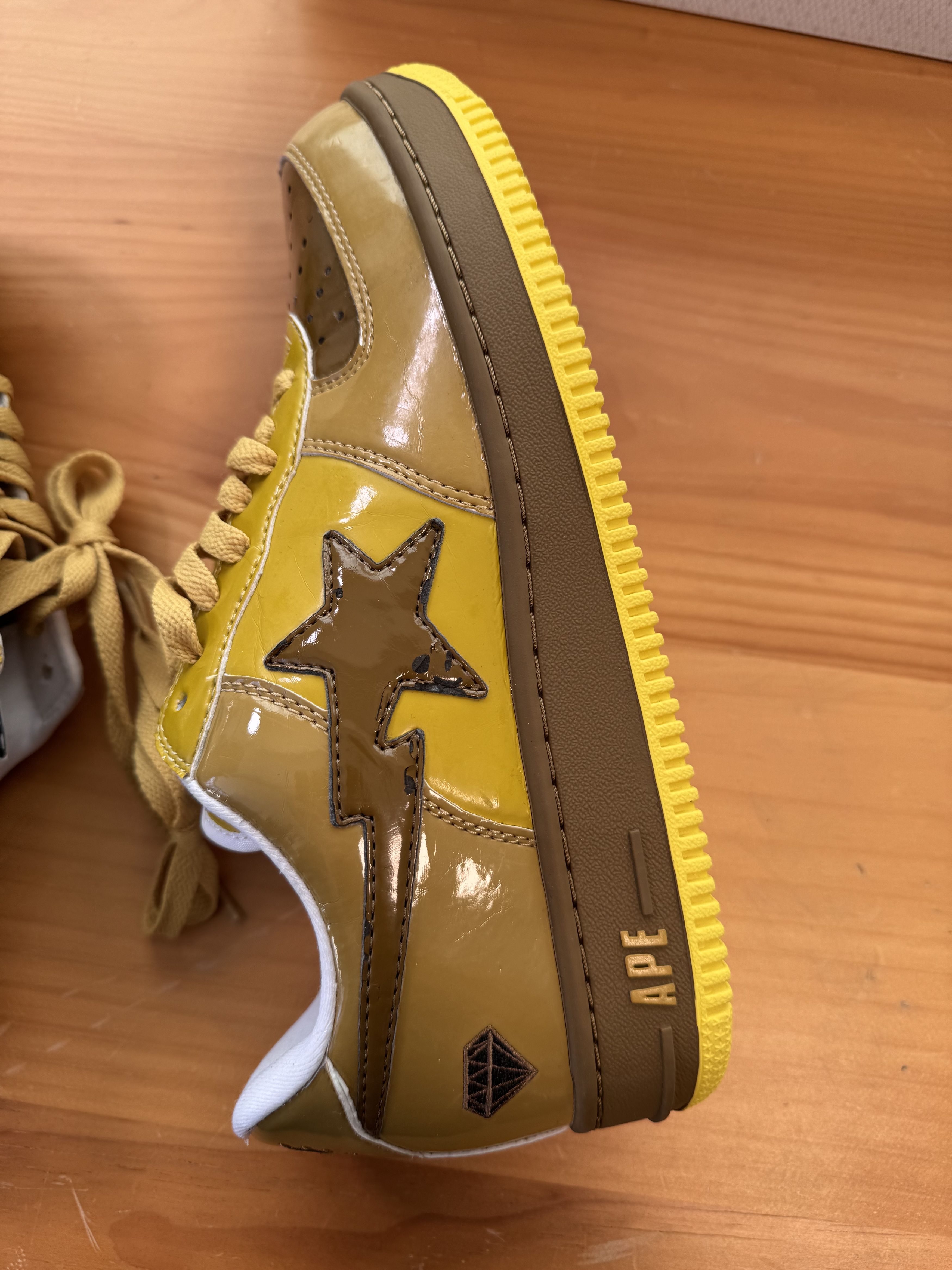 Bape Bape Gold Card Member FS 2008 Size US 9 / EU 42 - 5 Thumbnail