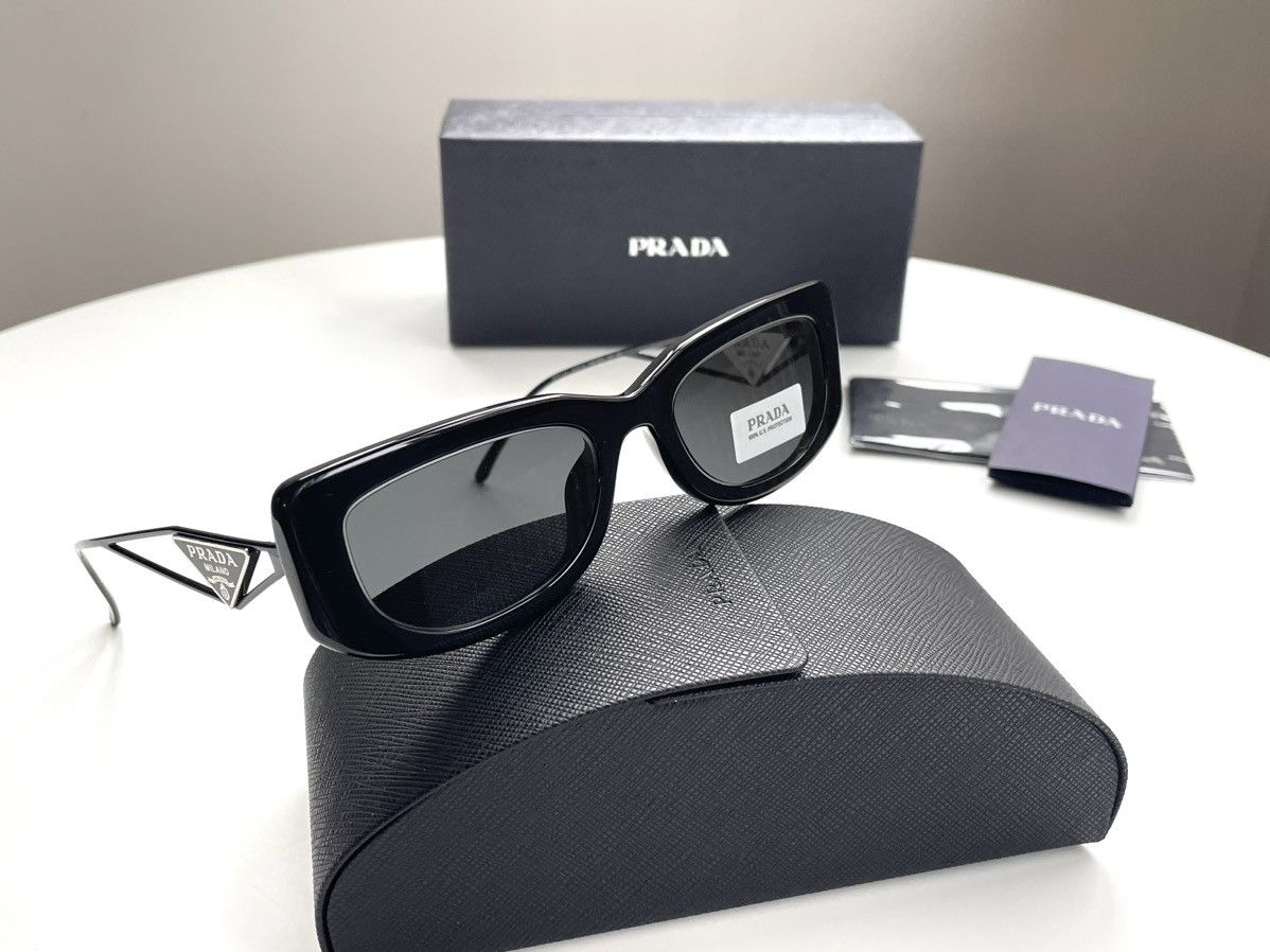 image of Designer Sunglasses. Prada Pr 14Ys 1Ab5S0 in Black, Men's