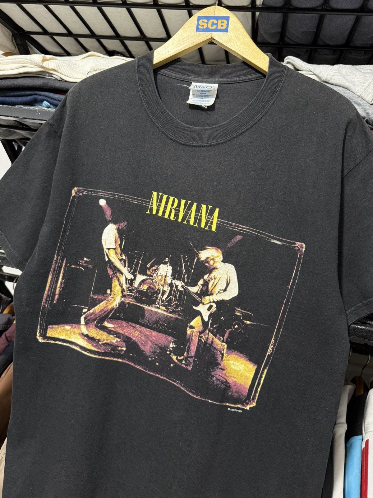 Band Tees Vintage nirvana muddy banks of wishkah 1996 tshirt Size US L / EU 52-54 / 3 - 2 Thumbnail