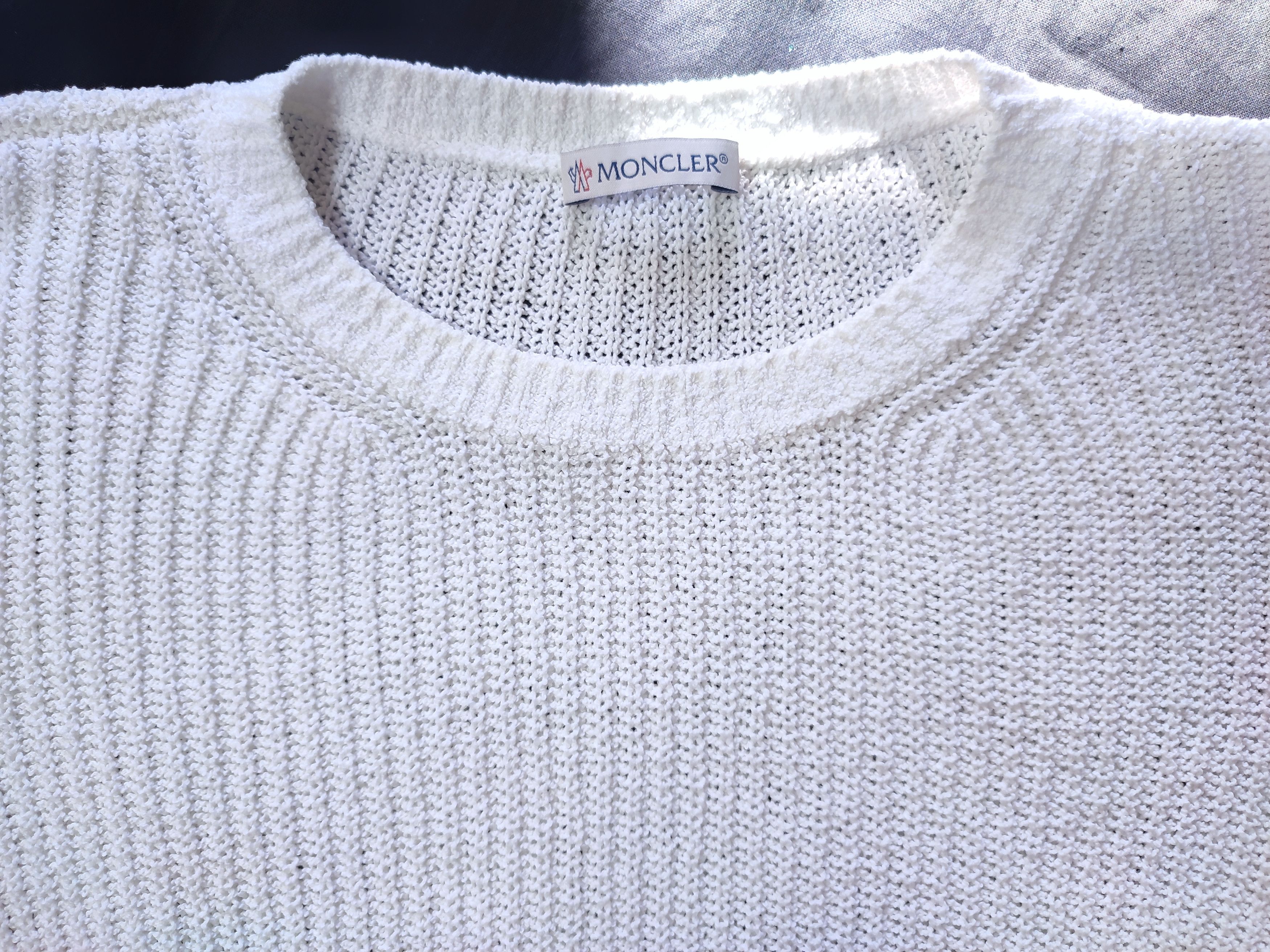 Moncler Moncler Puff Sleeve Knit Jumper T-shirt Size M / US 6-8 / IT 42-44 - 8 Thumbnail