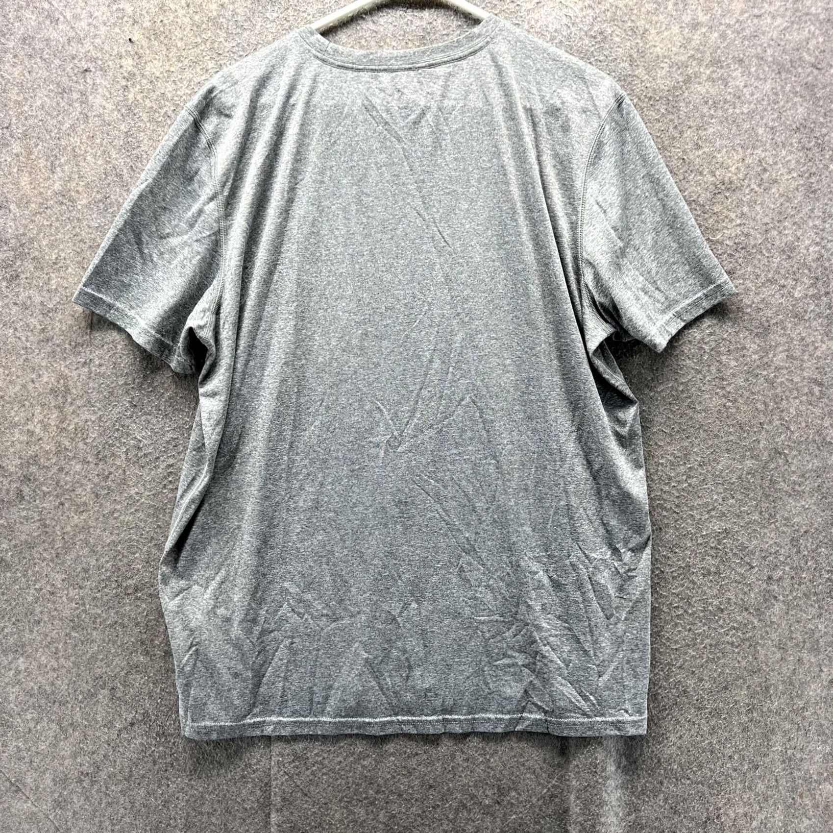 Puma PUMA Shirt Mens XL Gray Big Cat Logo Athletic Short Sleeve Tee Performance Size US XL / EU 56 / 4 - 2 Thumbnail