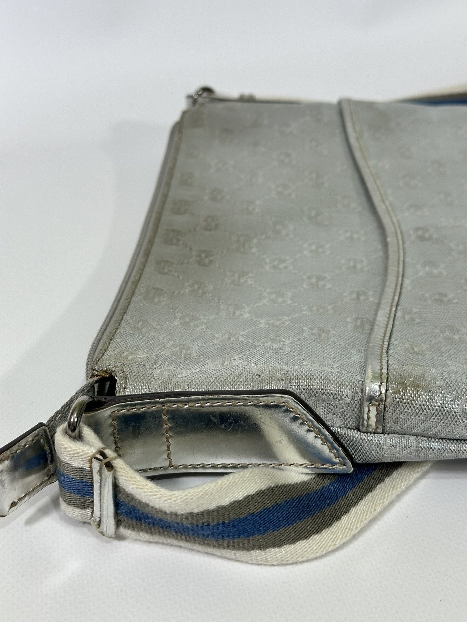 Gucci Gucci Messenger Bag GG Monogram Shiny Silver Leather Canvas Size ONE SIZE - 7 Thumbnail
