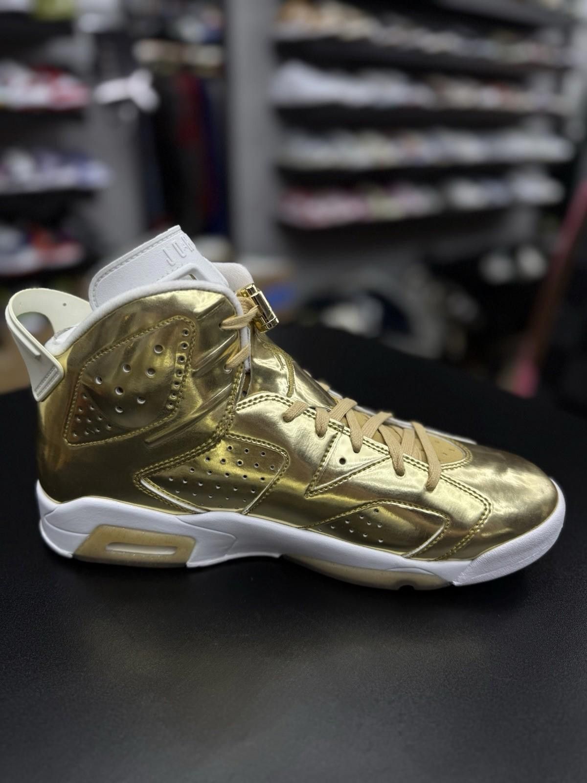 Jordan Brand Size 10 - Air Jordan 6 Retro Pinnacle (854271-730) Size US 10 / EU 43 - 7 Thumbnail