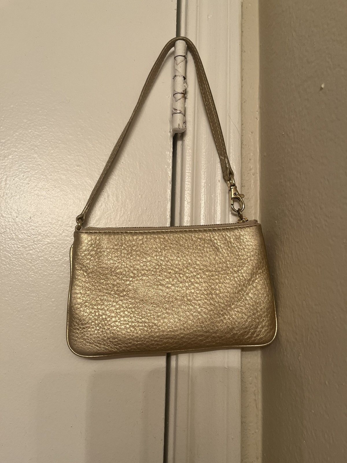 Michael Kors Michael Kors Gold pebbled leather wristlet Size ONE SIZE - 2 Thumbnail
