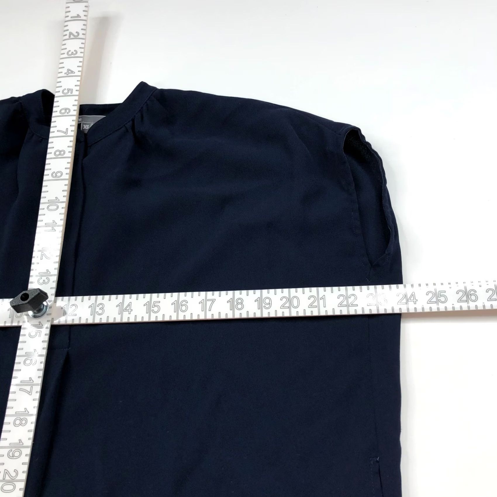 Vince Vince Blouse XS Blue Polyester Pullover Tunic Top Womens Size XS / US 0-2 / IT 36-38 - 6 Thumbnail
