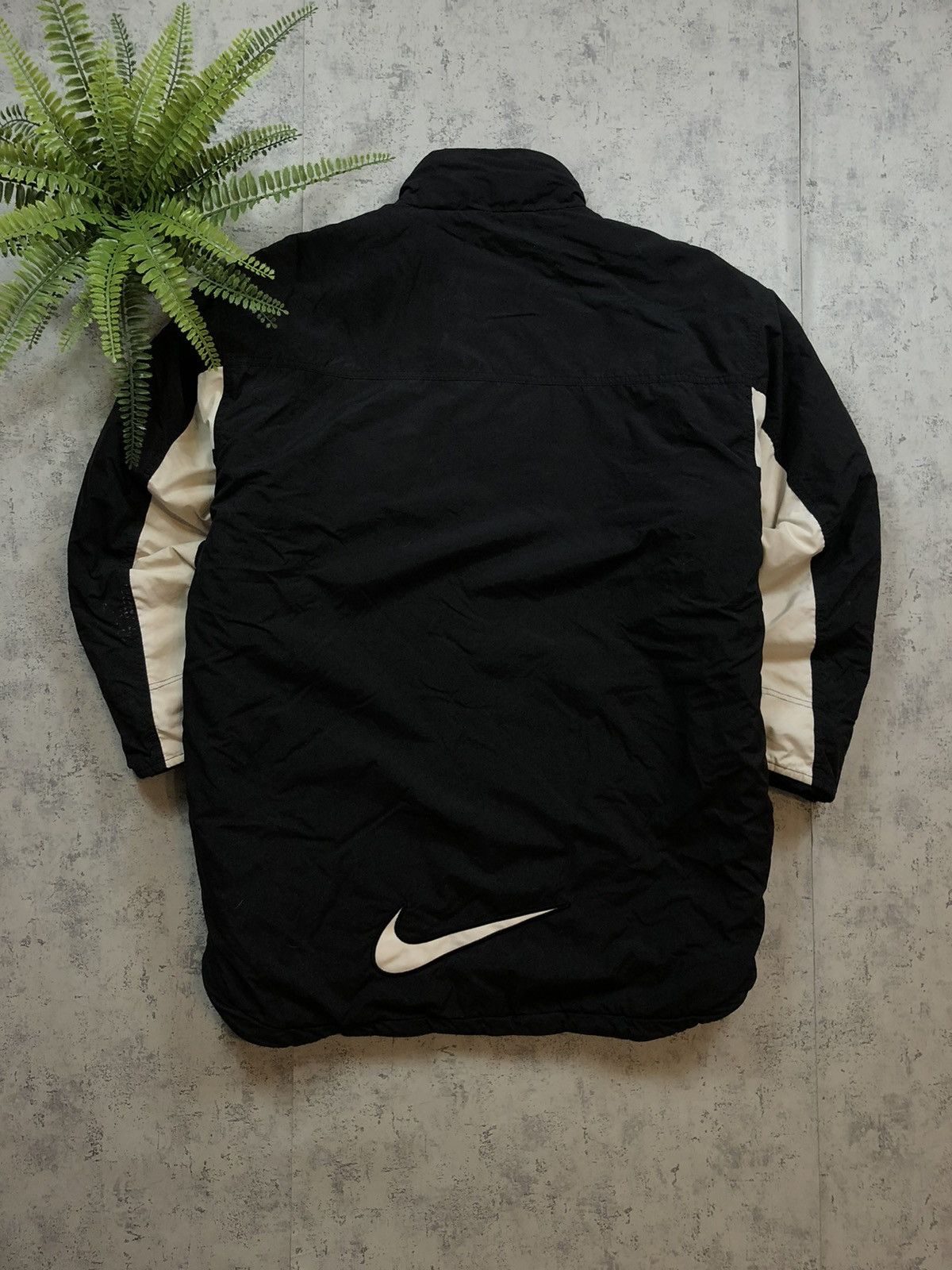 90’s NIKE RETRO RARE BIG SWOOSH LOGO Y2K DOWN PUFFER JACKET