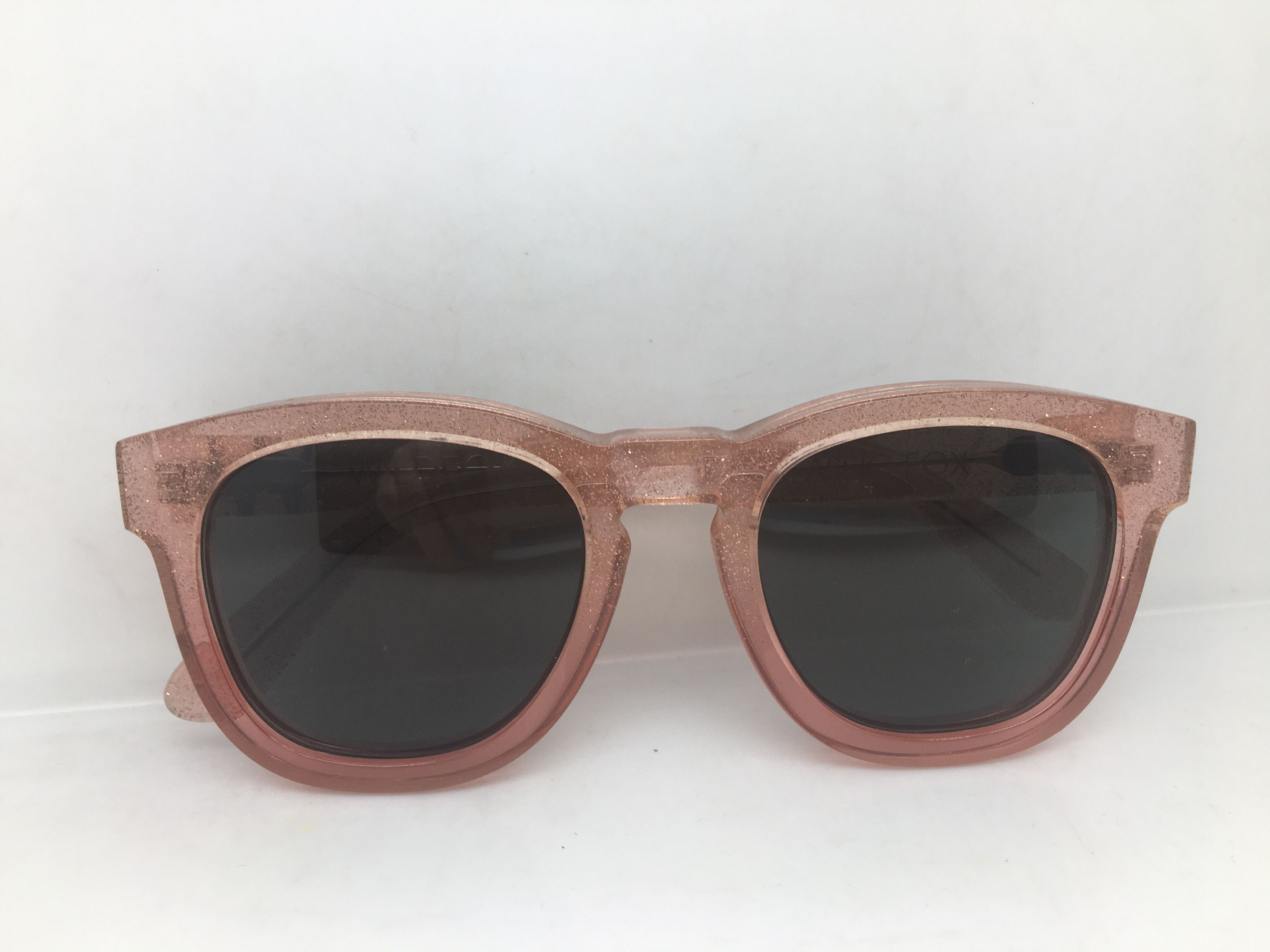 Wildfox Wildfox Classic Fox Pink Keyhole Bridge Sunglasses Frame Size ONE SIZE - 8 Thumbnail