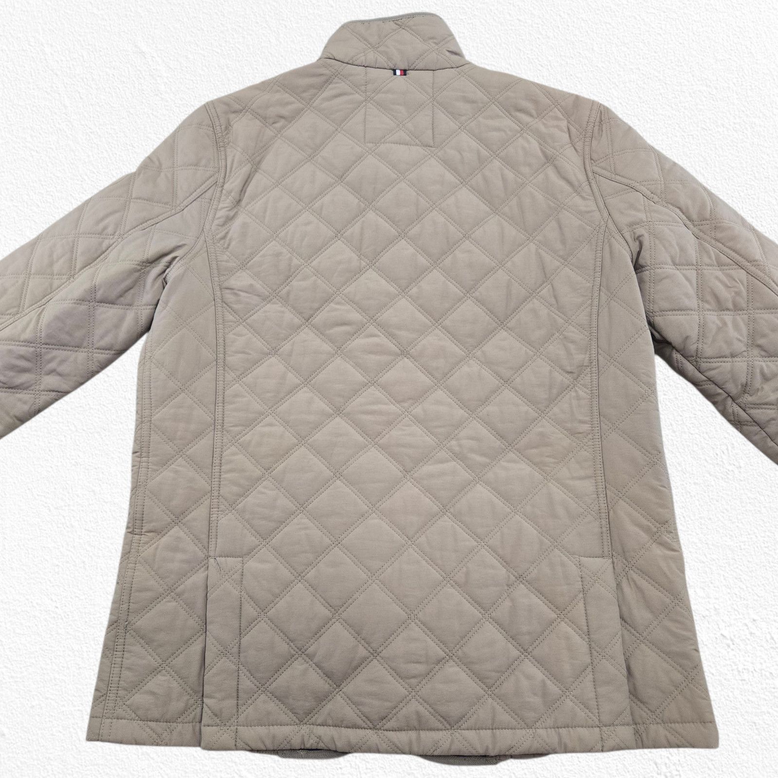 Tommy Hilfiger Tommy Hilfiger Quilted Barn Jacket Tan Plaid Lined Sze Large Size US L / EU 52-54 / 3 - 12 Thumbnail