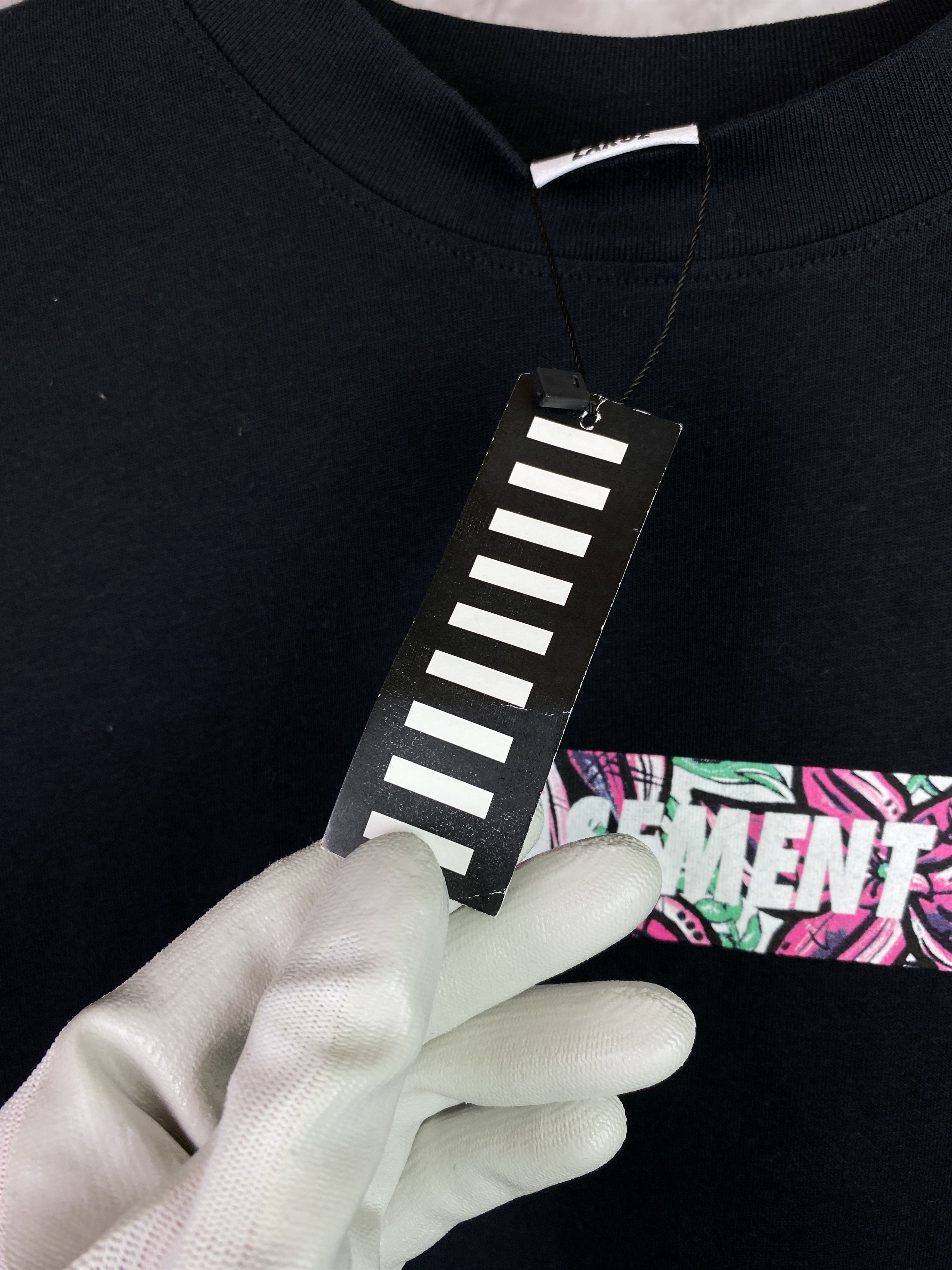 The Basement × Vintage Basement black longsleeve streetwear drip drill skate Size US L / EU 52-54 / 3 - 4 Thumbnail