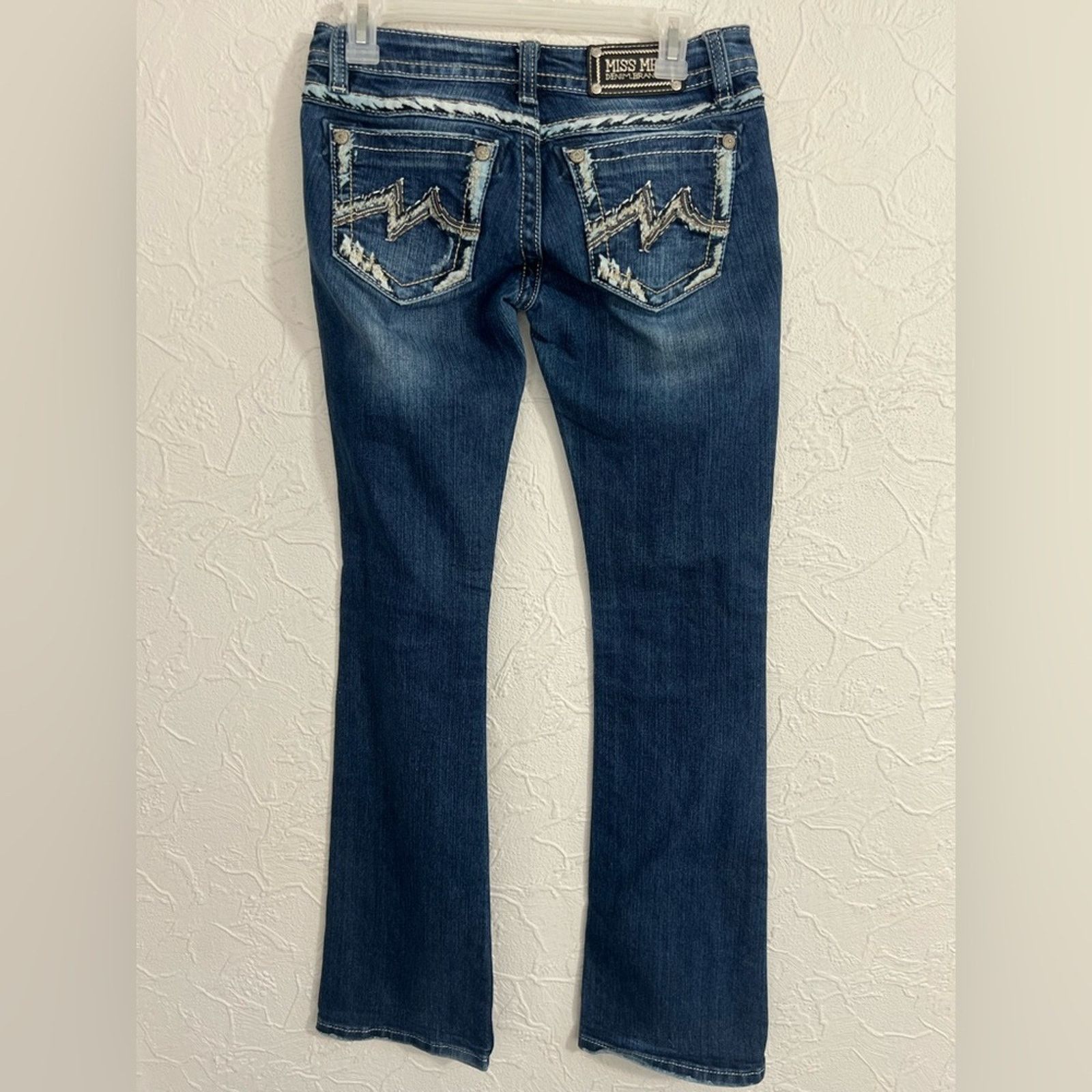 Miss Me Miss Me Women's Size 27 Signature Boot Low-Rise Jeans 30x33 Size 27" / US 4 / IT 40 - 1 Thumbnail
