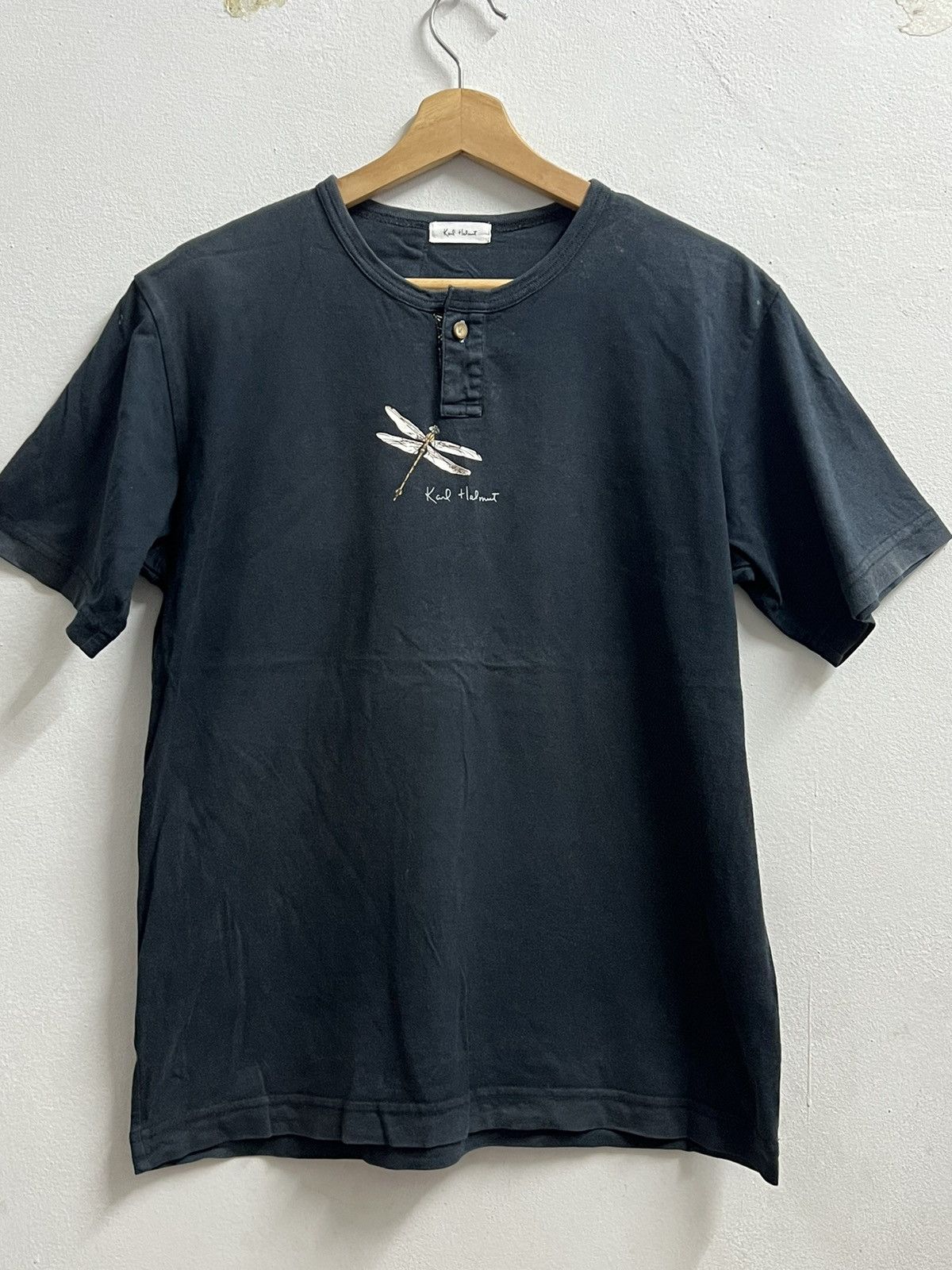Karl Helmut Karl Helmut tee Seditionaries Japan calligraphy dragonfly Size US M / EU 48-50 / 2 - 1 Thumbnail