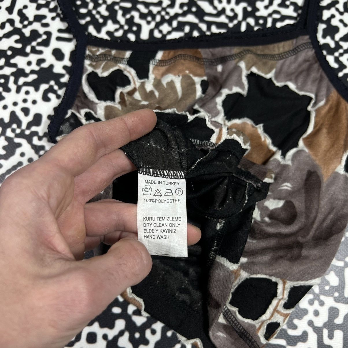 Japanese Brand Vintage Y2K Japanese Floral Style Retro Tank Top Flower Logo Size S / US 4 / IT 40 - 12 Thumbnail