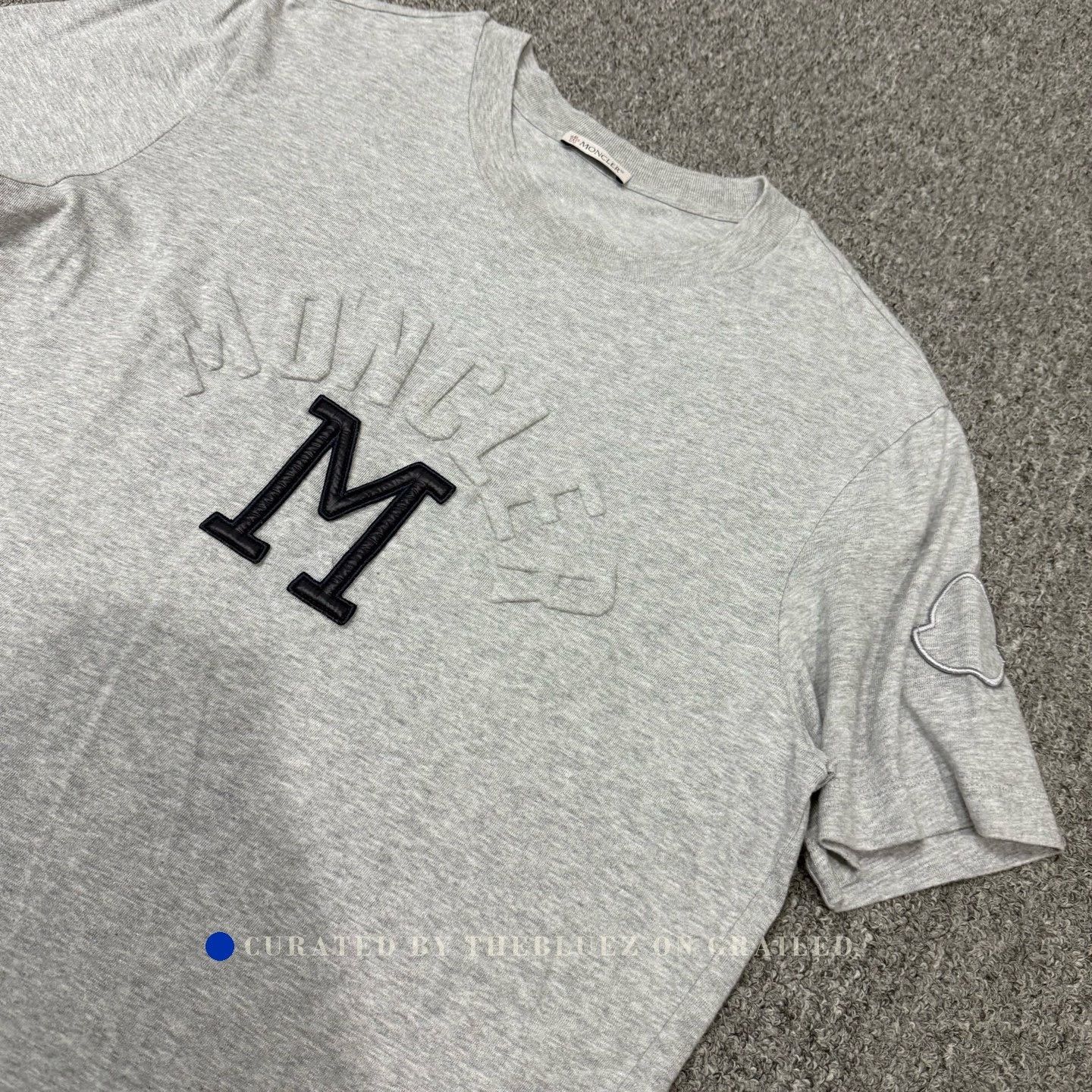 Moncler Moncler Gray Embossed Logo Short-Sleeve Size US M / EU 48-50 / 2 - 3 Thumbnail