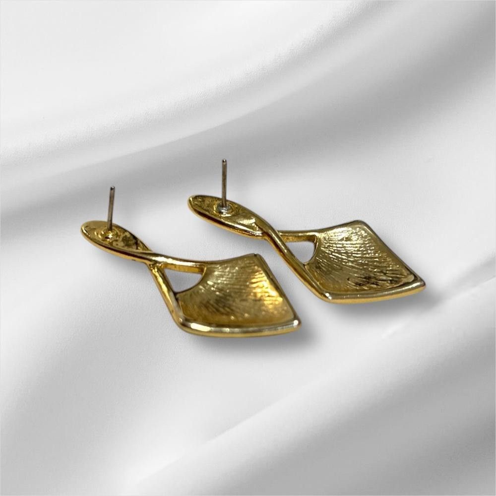Designer Gold Tone and Green Enamel Dangle Earrings Size ONE SIZE - 3 Thumbnail
