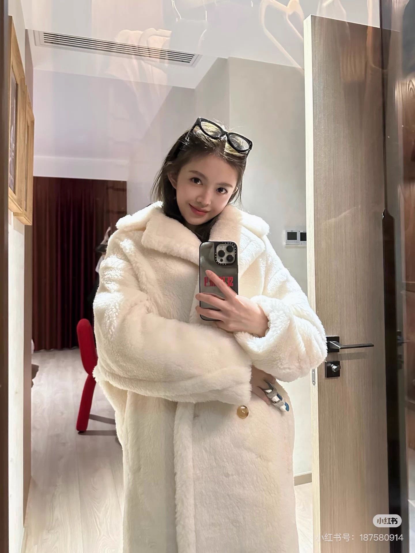 Max Mara Maxmara White Teddy Coat 99 New XS Size XS / US 0-2 / IT 36-38 - 7 Thumbnail