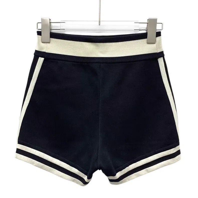 Hermes Hermes Black striped trim mulberry silk knitted shorts Size 24" / US 00 / IT 34 - 2 Thumbnail