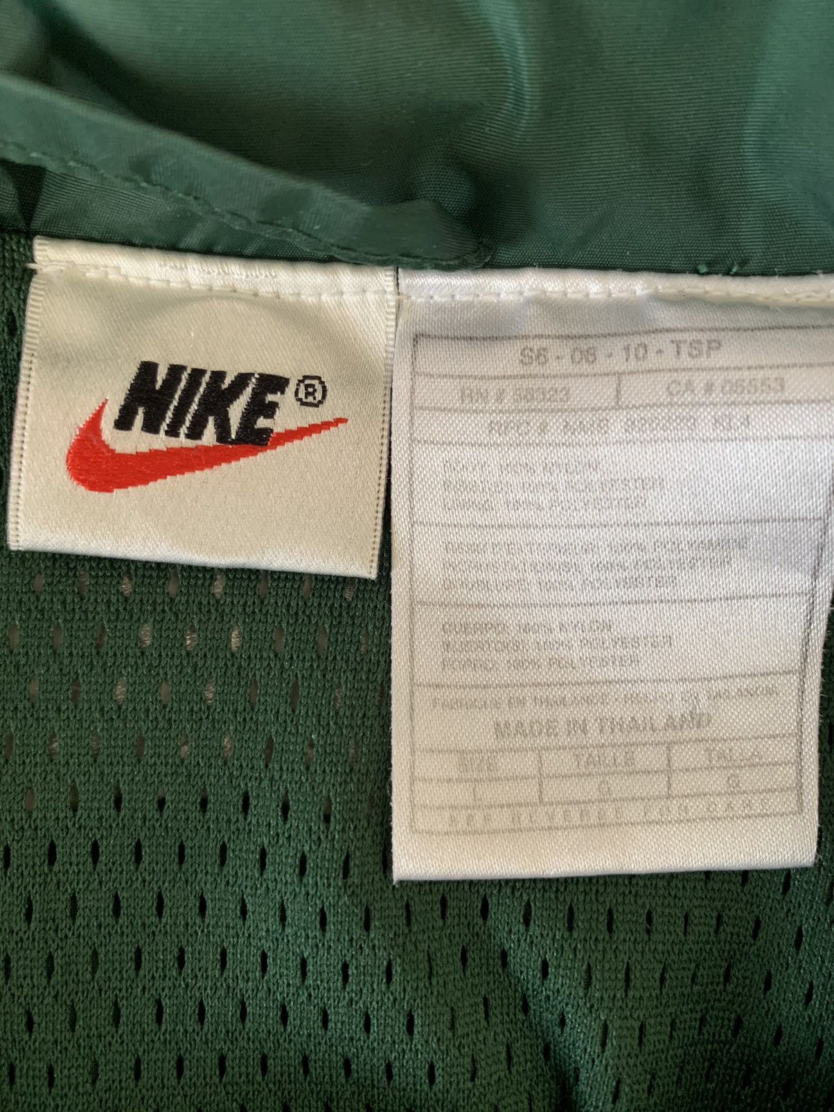 Nike × Vintage Vintage Nike Basketball Windbreaker Size US L / EU 52-54 / 3 - 4 Thumbnail