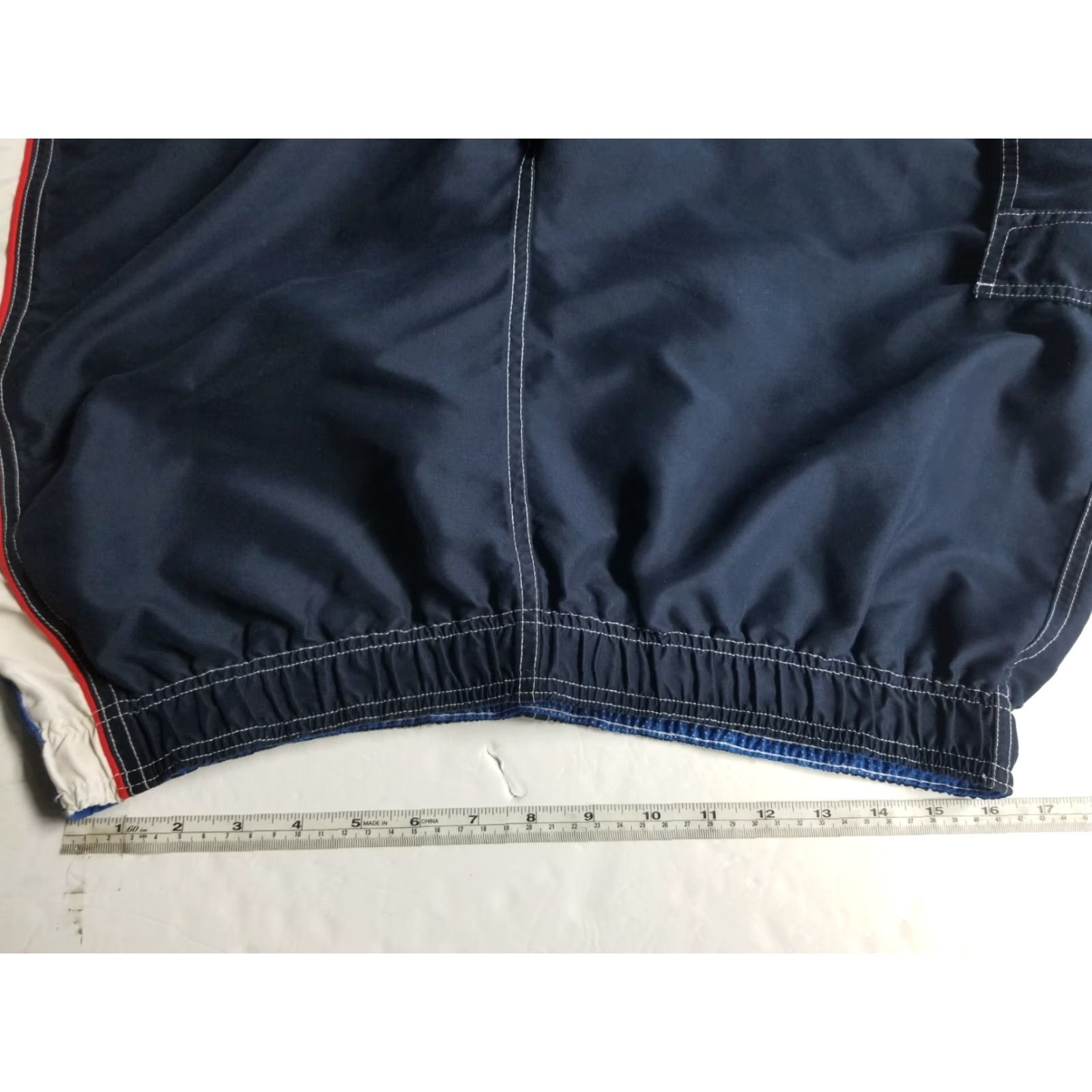 Ocean Pacific VINTAGE Ocean Pacific Board Shorts Swim Trunk Mens L Blue Ombré Drawstring Pockets Above-the-Knee Size US 33 - 3 Thumbnail