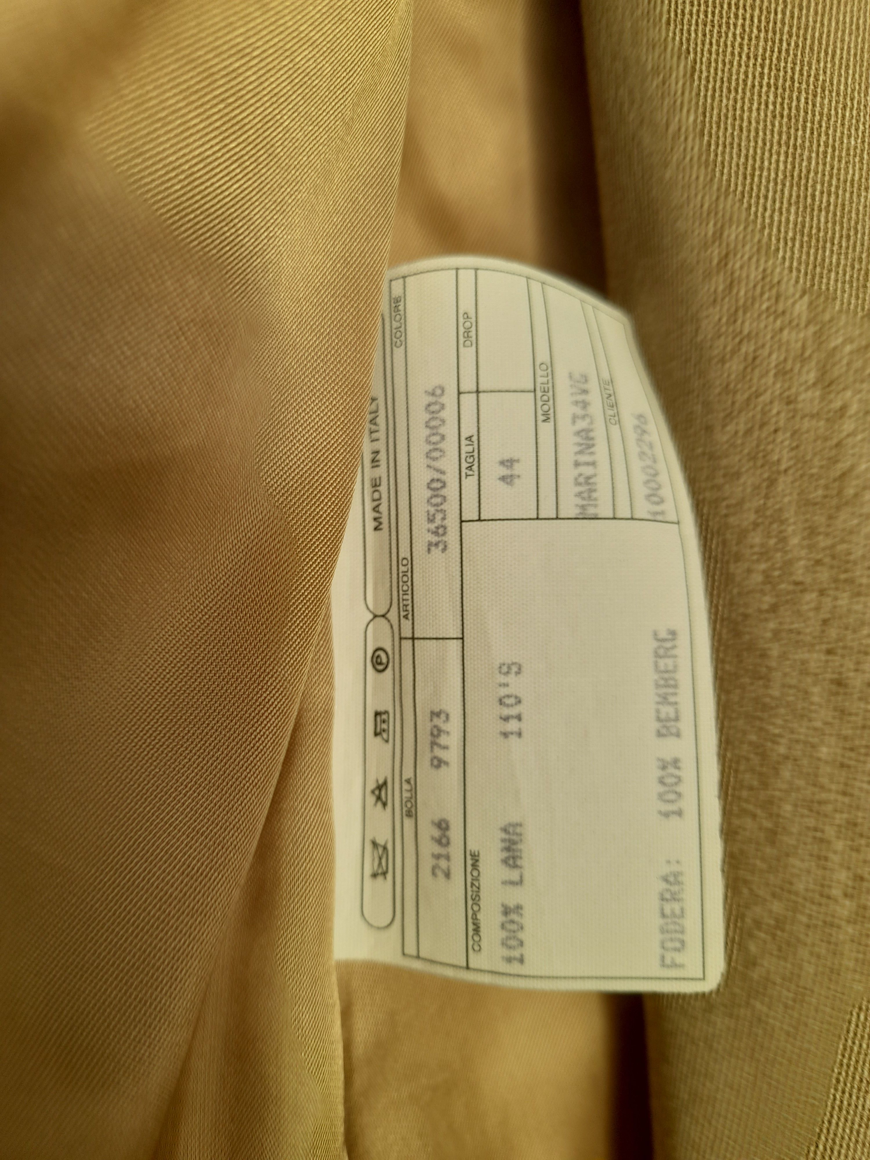 Isaia Ladies Isaia Suit Skirt&Blazer set. Size M / US 6-8 / IT 42-44 - 12 Thumbnail