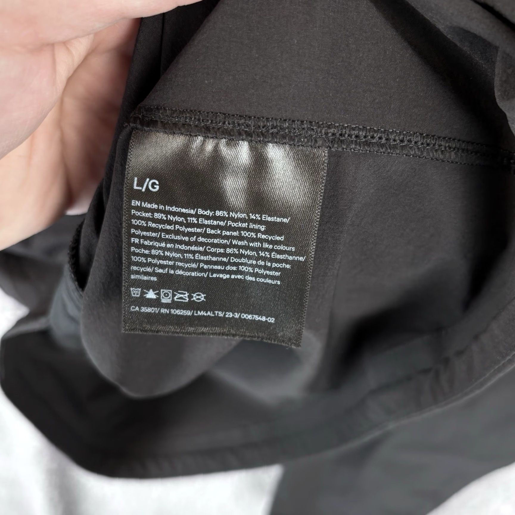 Lululemon Lululemon Sojourn Jacket Mens Large Black Full Zip Performance Mock Neck Tech Jacket Size US L / EU 52-54 / 3 - 4 Thumbnail