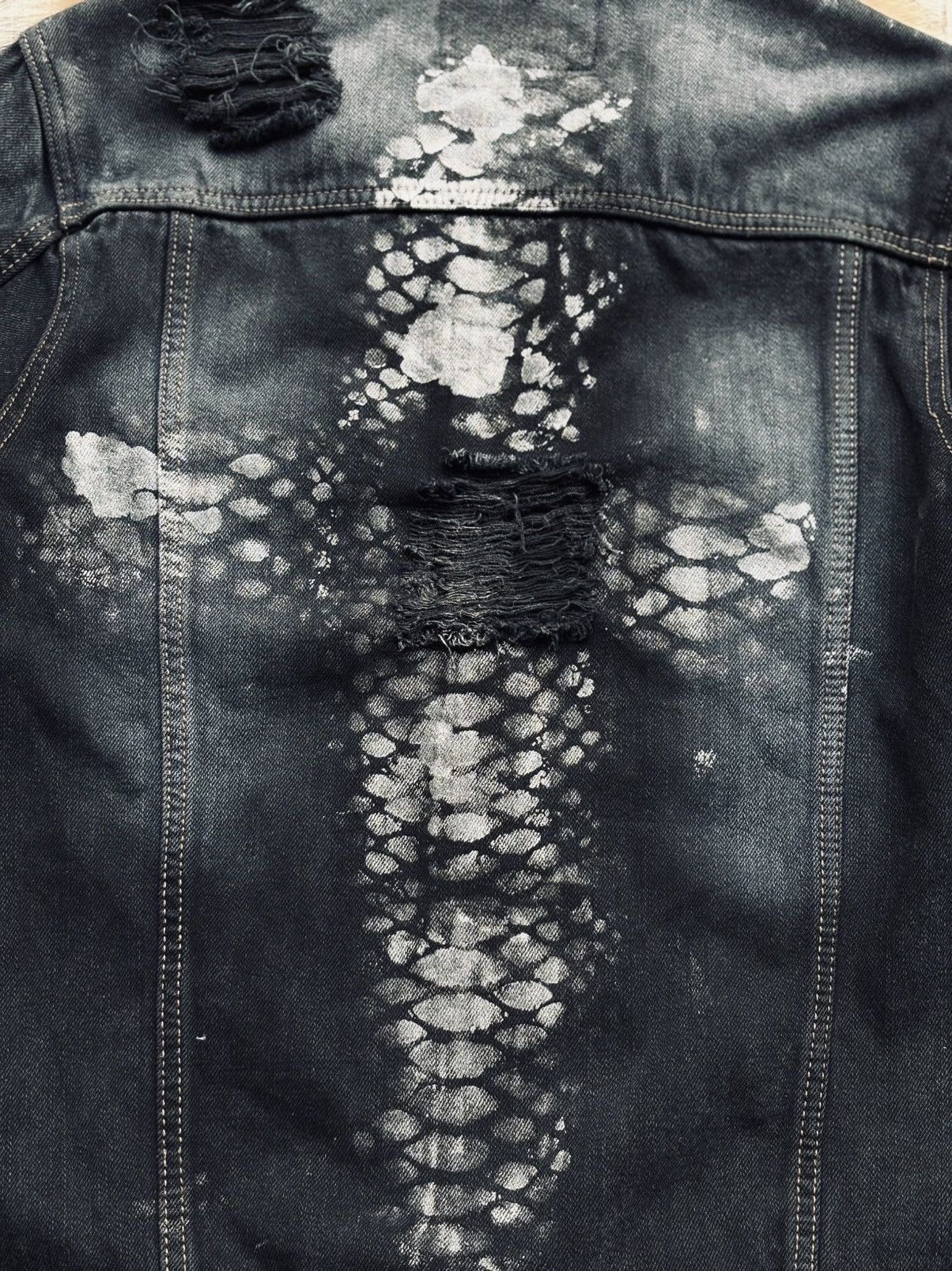 Japanese Brand URBAN RESEARCH distressed fur denim jacket Size US S / EU 44-46 / 1 - 3 Thumbnail