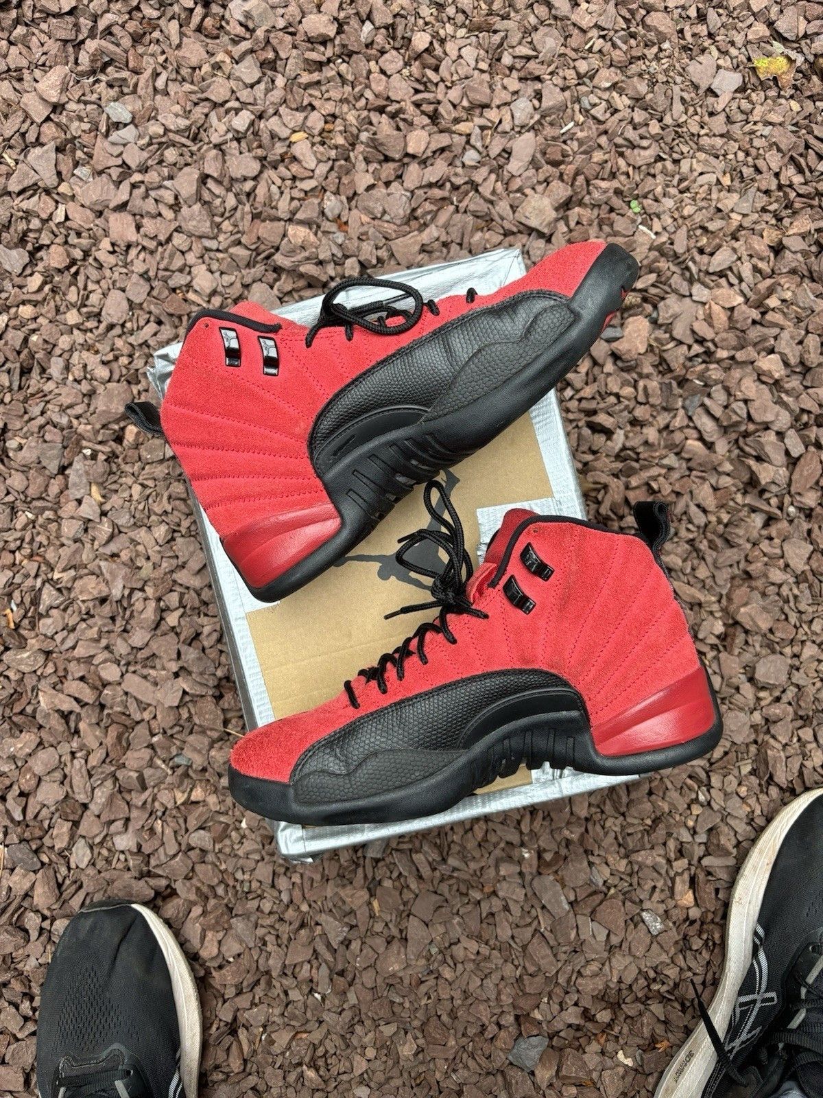 Jordan Brand Air Jordan 12 Retro Reverse Flu Game 2020 Size US 8 / EU 41 - 2 Thumbnail