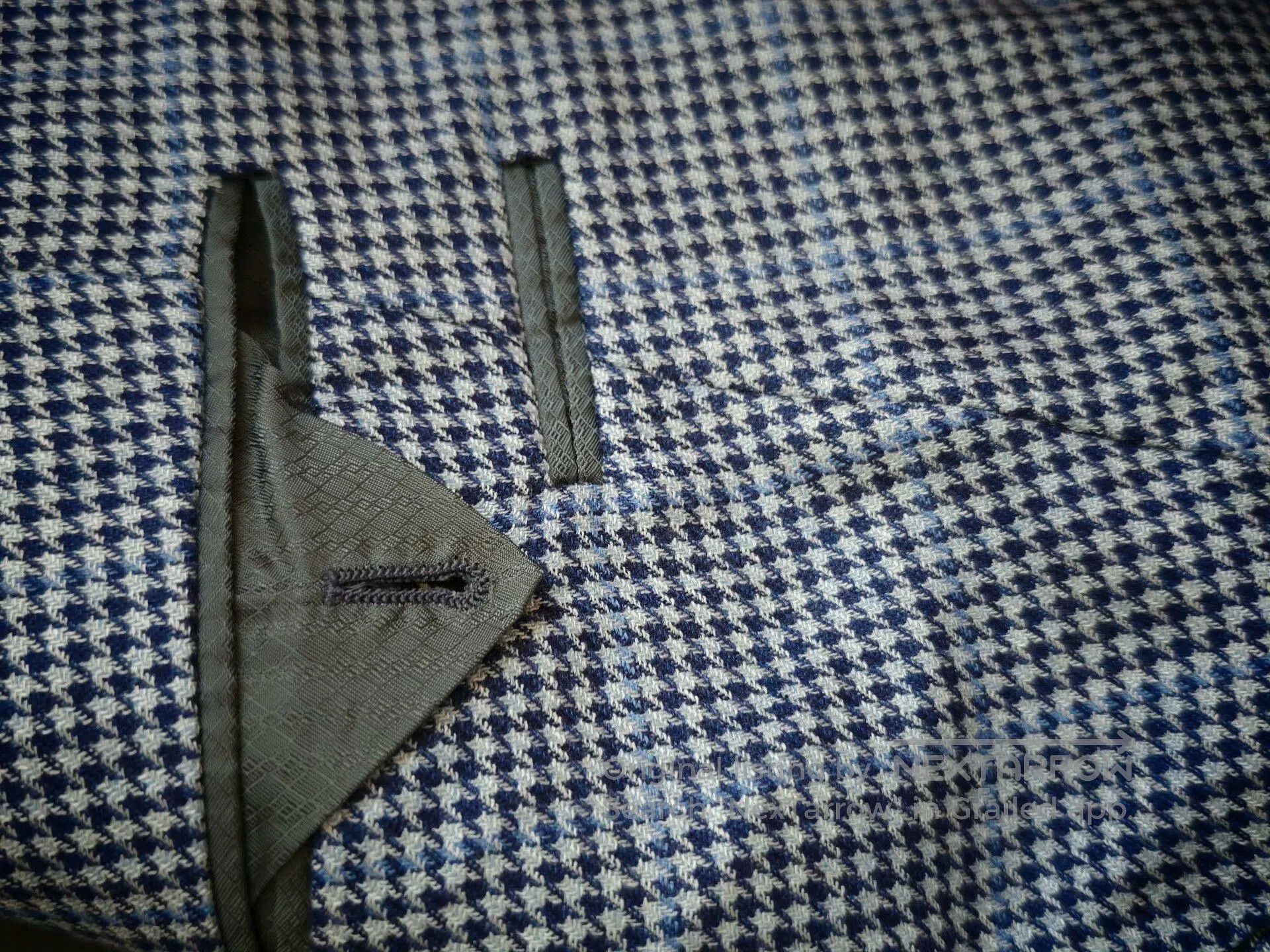Canali canali cashmere suit in classic houndstooth. Size US L / EU 52-54 / 3 - 4 Thumbnail