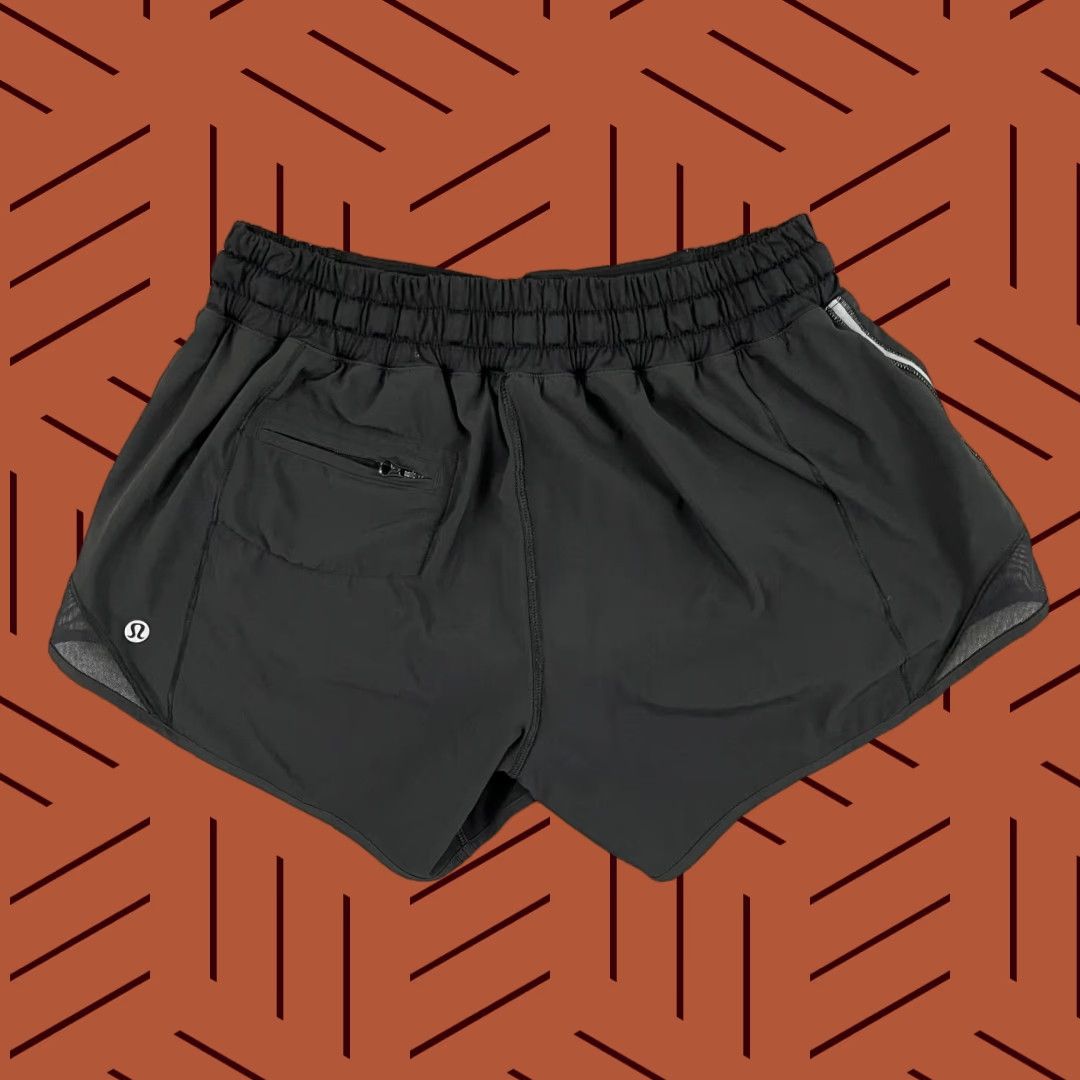 Lululemon VINTAGE Lululemon Hotty Hot Shorts Long* Womens Size 6 / 4" Black Running W7ACQT Size 28" / US 6 / IT 42 - 1 Thumbnail