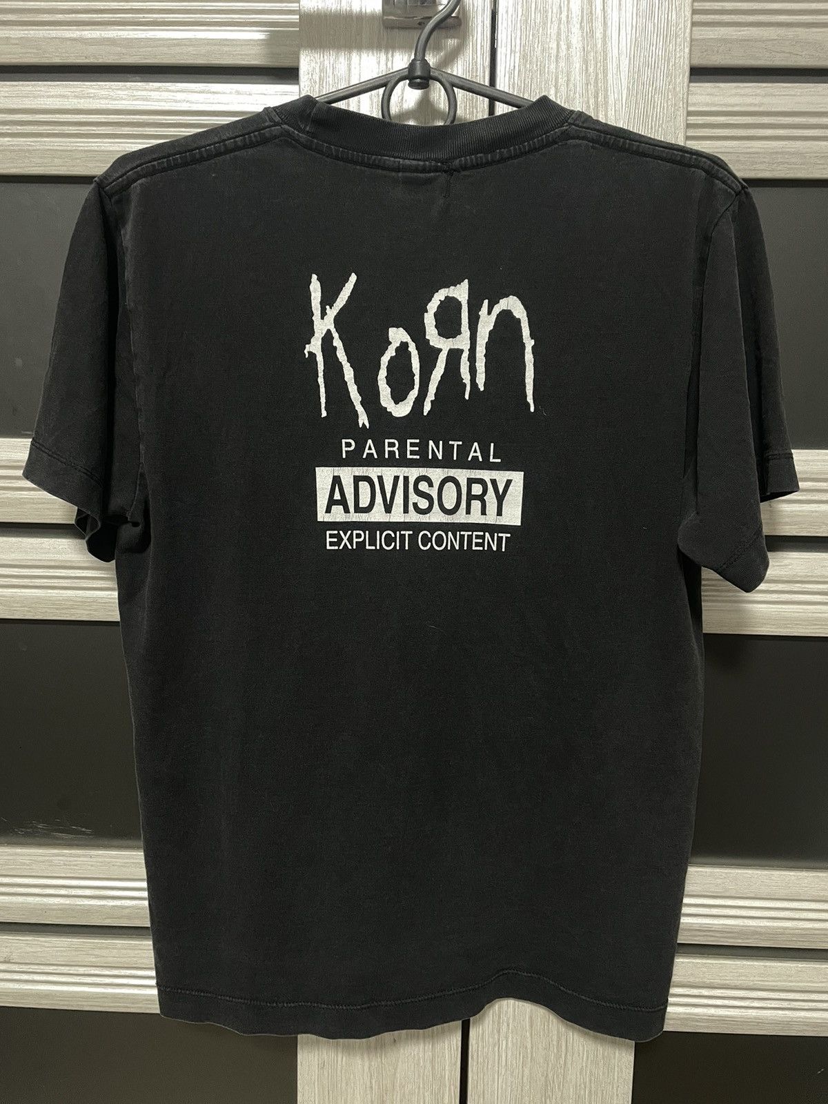 Band Tees Vintage 00s Korn Parental Advisory Rare Band Tee Nu Metal Size US M / EU 48-50 / 2 - 2 Thumbnail