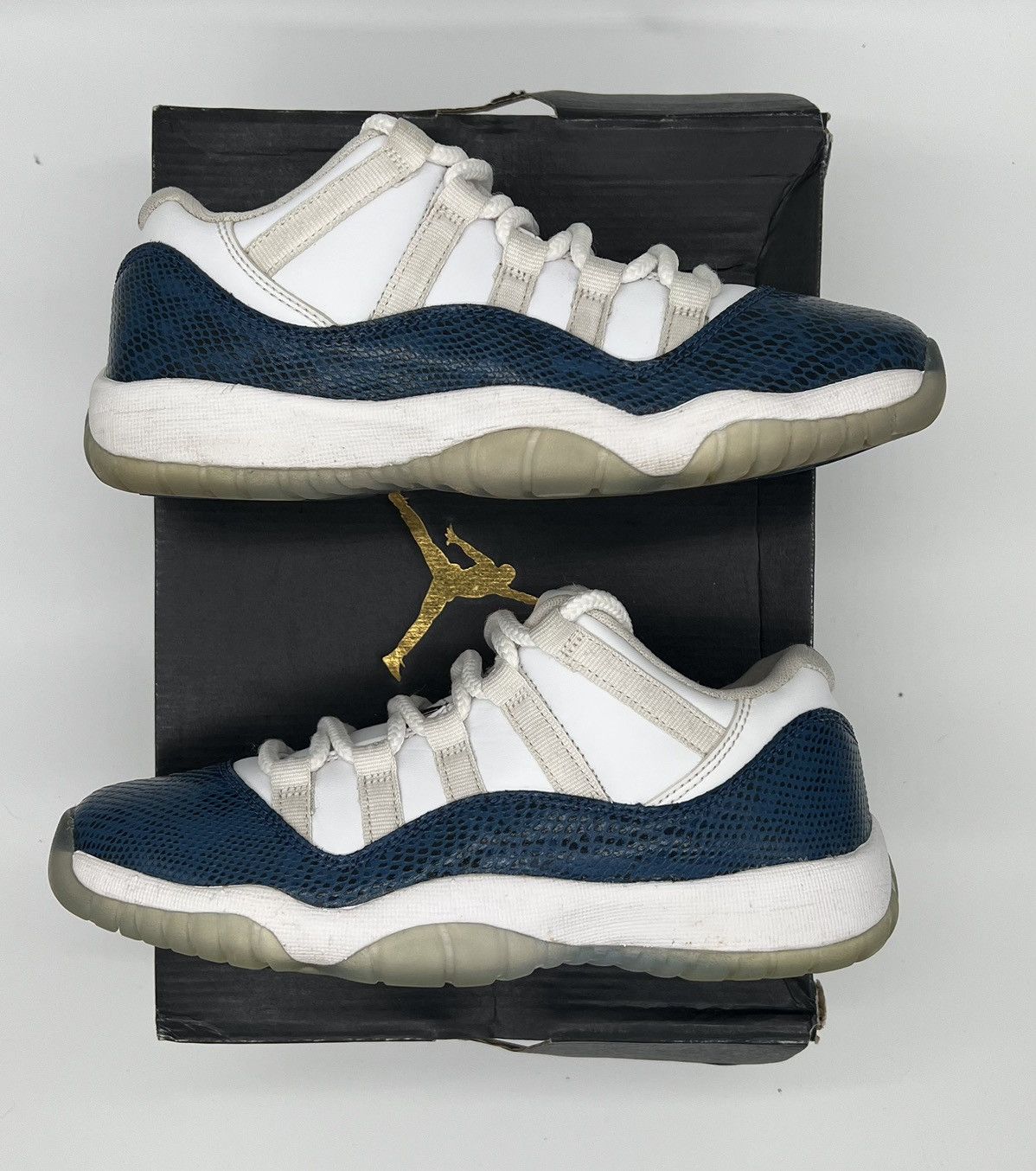 Jordan Brand Jordan 11 retro Snakeskin Navy GS Size US 5.5 / EU 38 - 1 Thumbnail