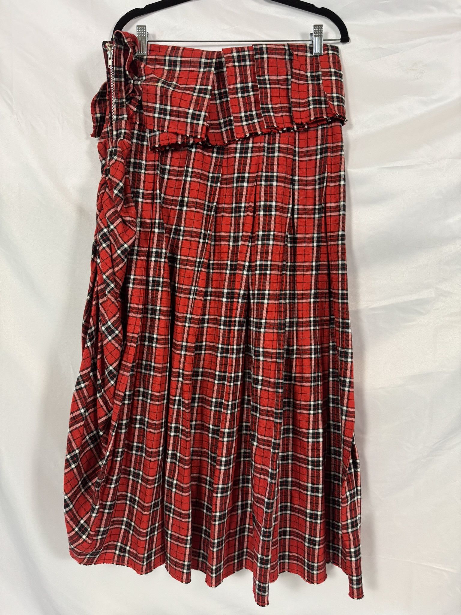 Comme des Garcons Comme des Garçons AD2005 Red Royal Tartan Pleated Skirt Size M / US 6-8 / IT 42-44 - 3 Thumbnail