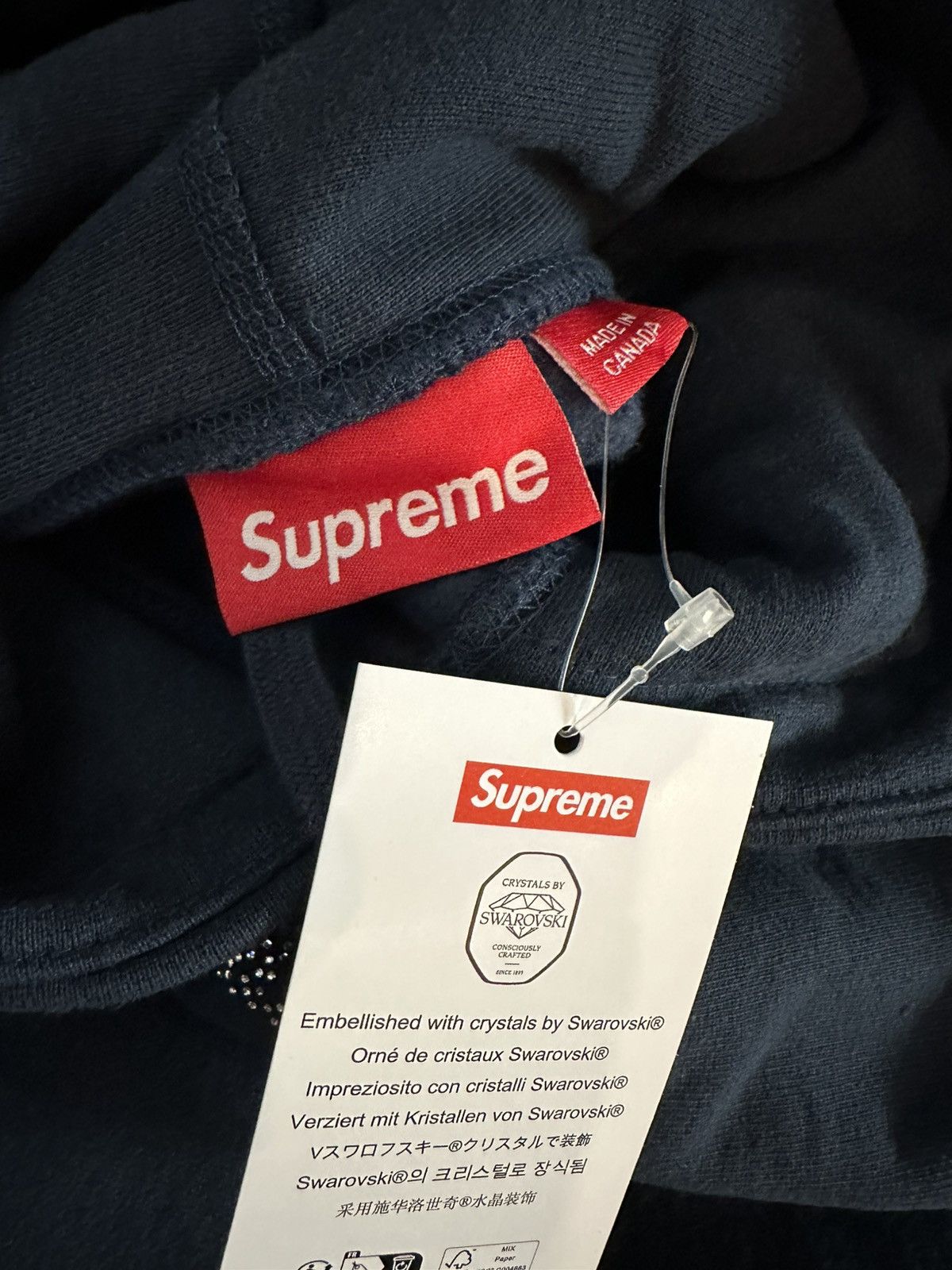 Supreme × Swarovski Supreme x Swarovski Motion Hooded NAVY Size M Size US M / EU 48-50 / 2 - 10 Thumbnail