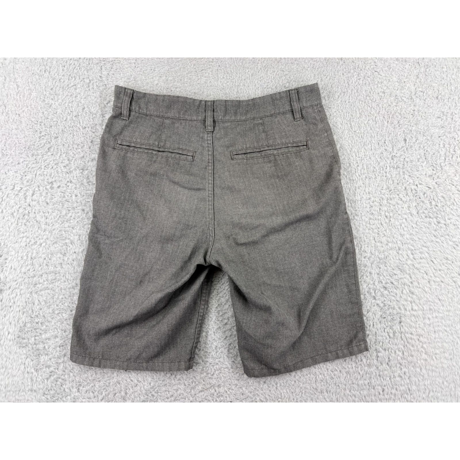 Vintage DC Shoes Shorts Mens 30 Gray Herringbone Twill Polyester Blend Skate Skateboard Size US 30 / EU 46 - 2 Thumbnail