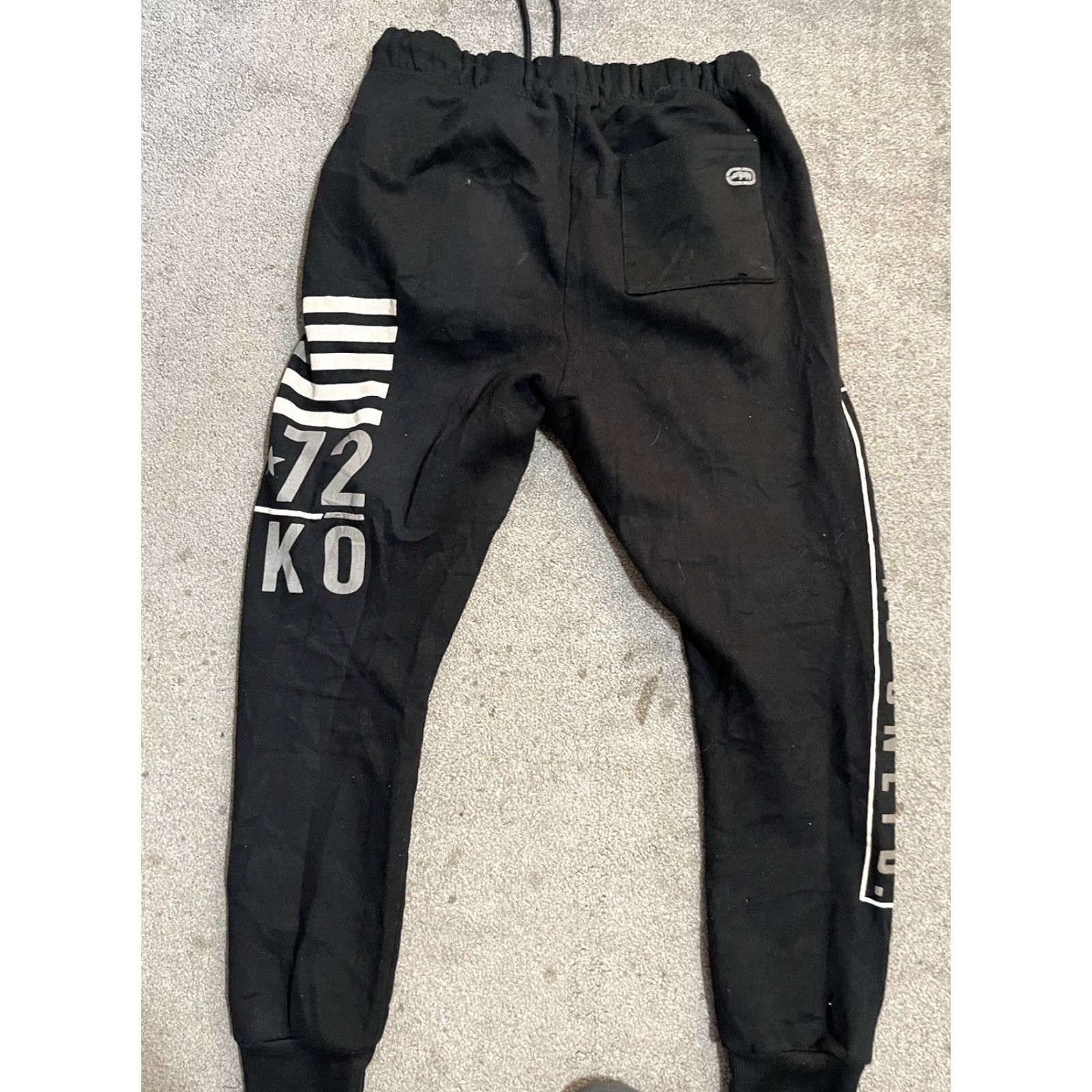 Ecko Unltd. Ecko Unltd. Sweatpants Mens Small Black Monochrome Spellout Zip Pocket Sweatpants Mens S Black Monochrome Spellout Zip Pocket Size US 29 - 3 Thumbnail