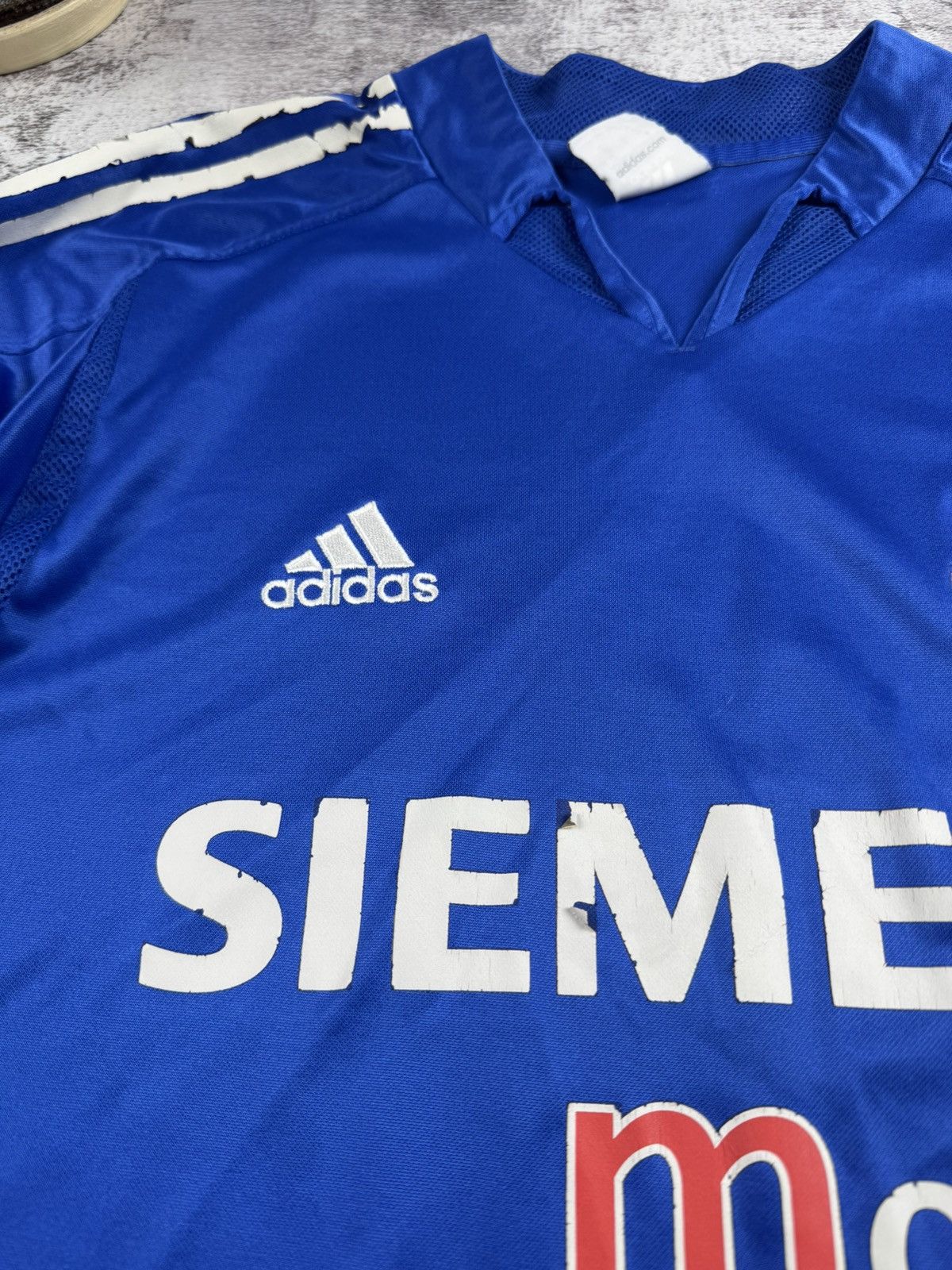 Adidas × Vintage Real Madrid 2004/2005 Adidas Third Kit 3 La Liga Jersey Blockcore T Shirt Tee Size US M / EU 48-50 / 2 - 8 Thumbnail