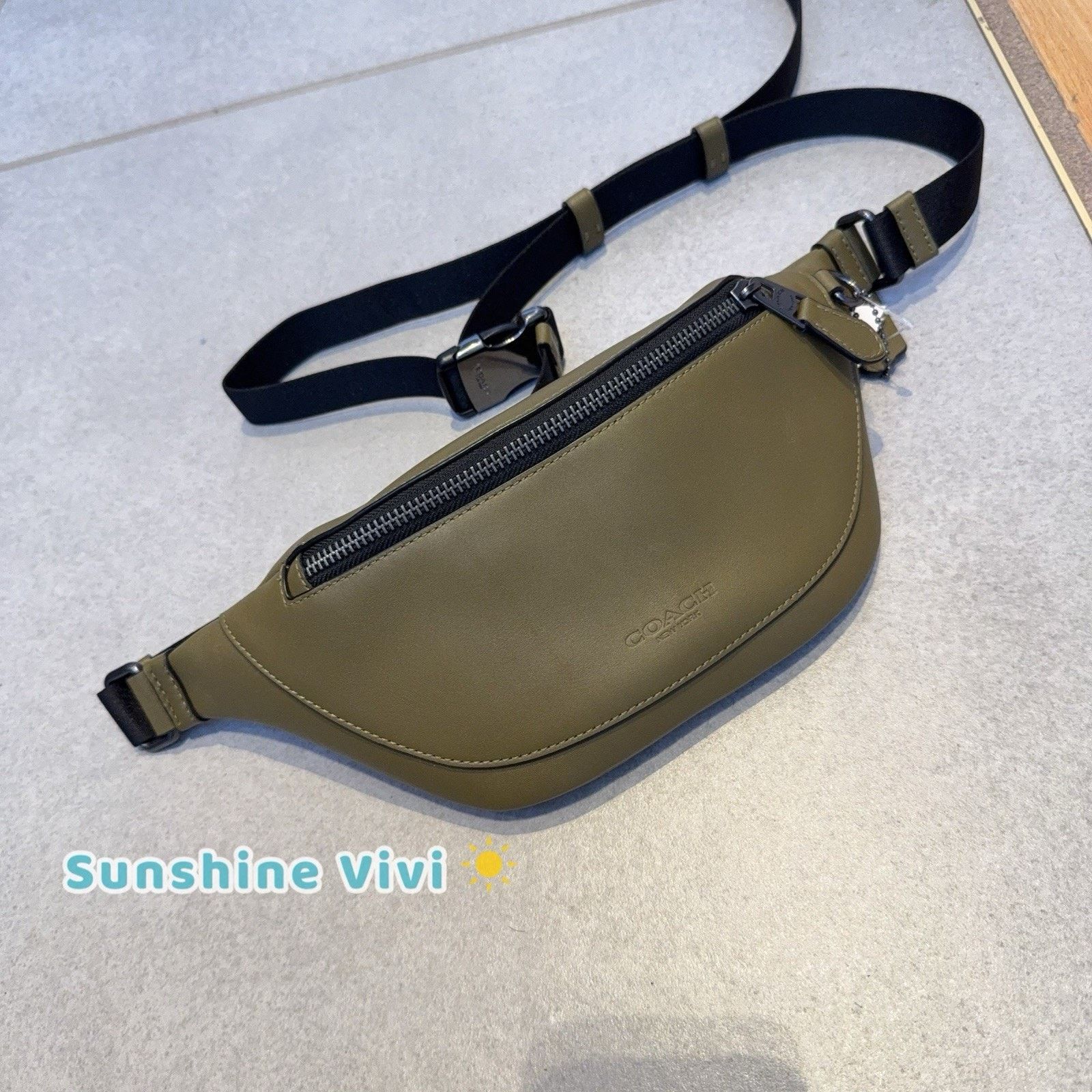 Coach NWT Coach Warren Mini Belt Bag CBI29 Leather green Size ONE SIZE - 2 Thumbnail