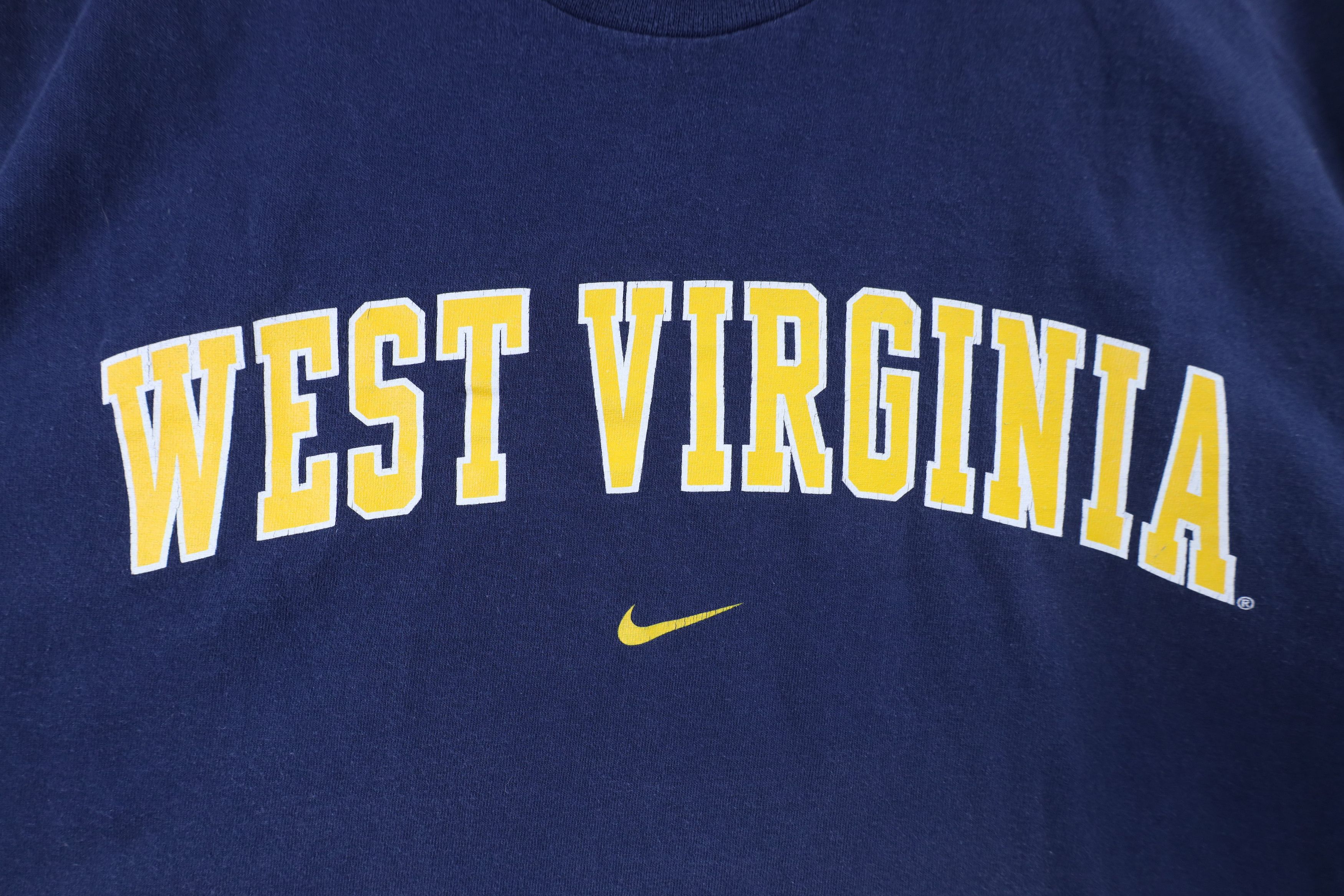 Nike × Vintage Vintage Nike Center Swoosh West Virginia University T-Shirt Size US XXL / EU 58 / 5 - 4 Thumbnail
