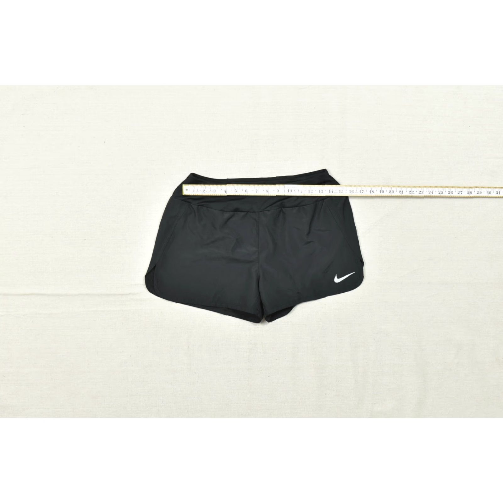 Nike Nike Dri-Fit Women's Medium Black Running Shorts Recycled Polyester Athletic Gym Size 32" / US 10 / IT 46 - 3 Thumbnail