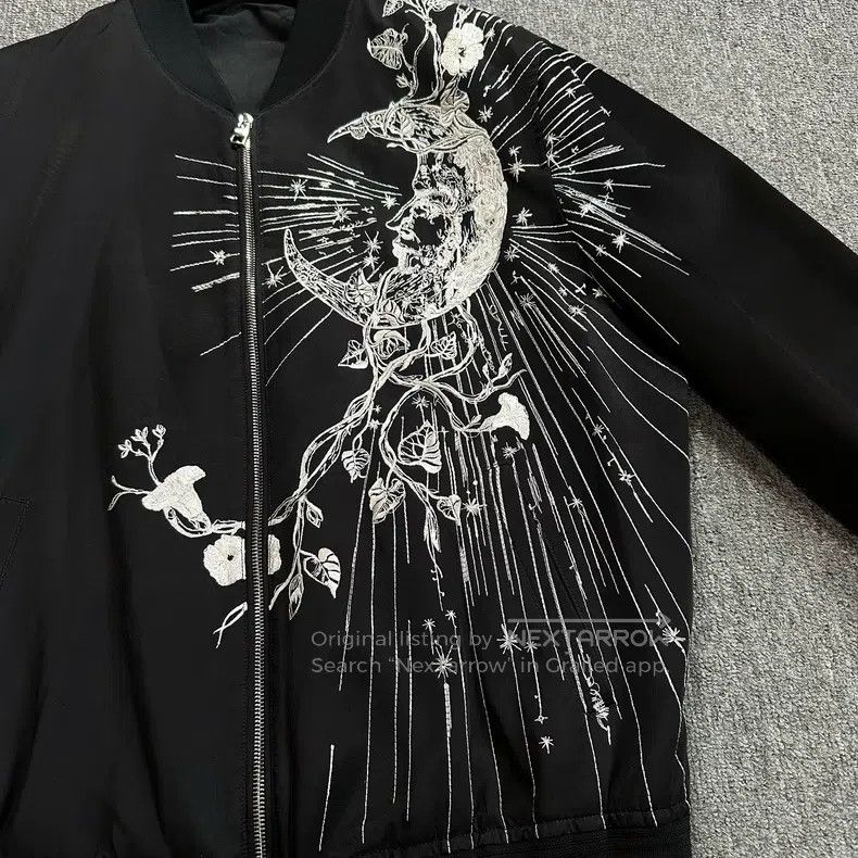 Alexander McQueen ALEXANDER MCQUEEN Black Starry Embroidered Heavyweight Jac Size US L / EU 52-54 / 3 - 2 Thumbnail