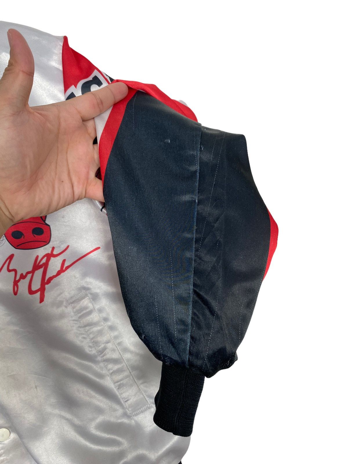 Chalk Line Vtg Chicago Bulls X Michael Jordan Satin Bomber Jacket Size US S / EU 44-46 / 1 - 13 Thumbnail