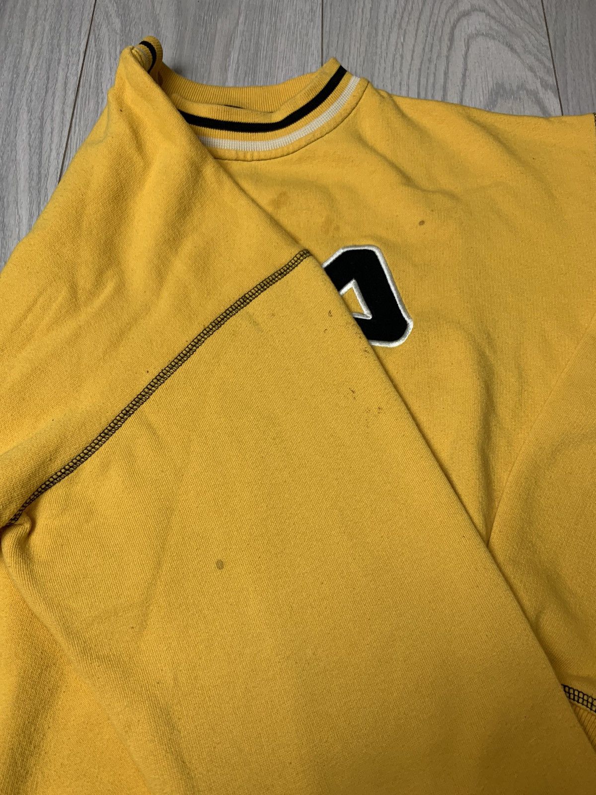 Fila × Vintage Vintage Sweatshirt Fila With Centre Logo Y2K Size US M / EU 48-50 / 2 - 8 Thumbnail