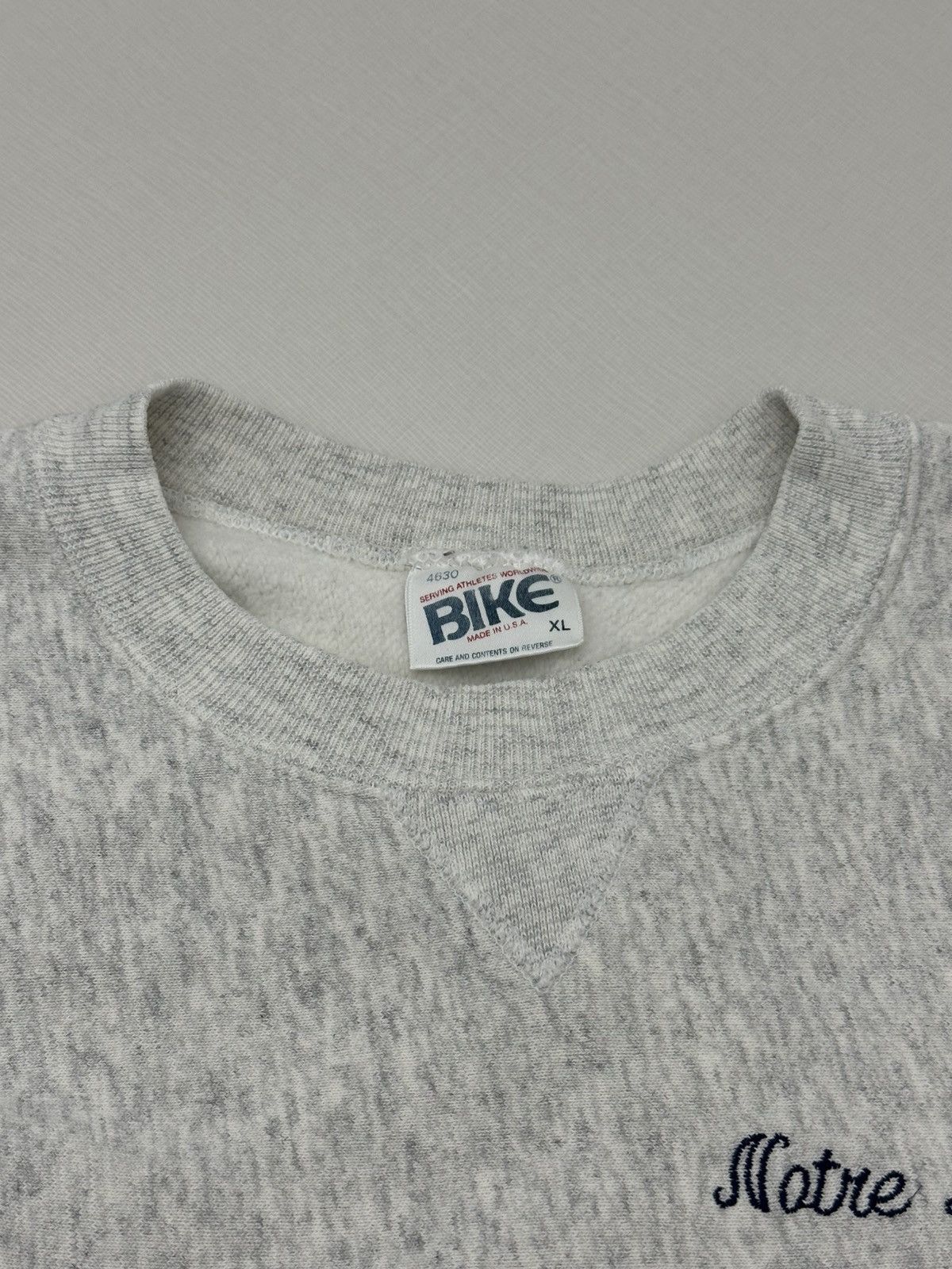 BKE Vintage 80s Notre Dame Cursive Embroidered Heavyweight XL Size US XL / EU 56 / 4 - 8 Thumbnail