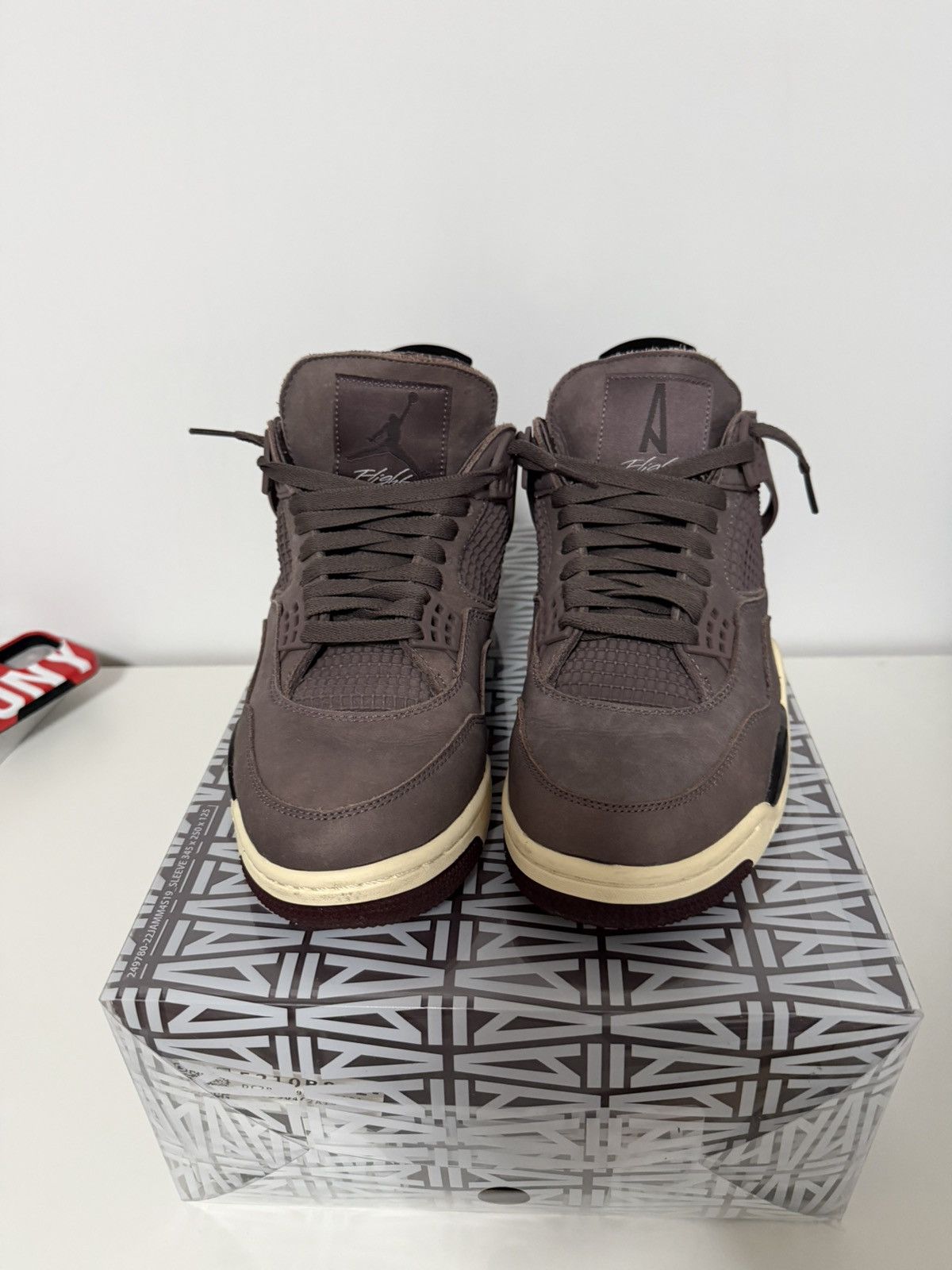 Jordan Brand Jordan 4 Retro A Ma Maniére violett Erz Size US 10 / EU 43 - 3 Thumbnail