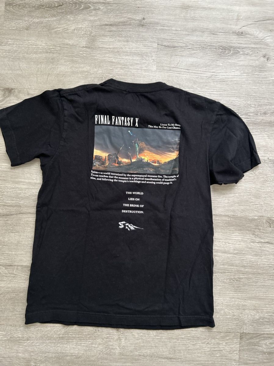 Uniqlo Uniqlo x final fantasy tee Size US S / EU 44-46 / 1 - 4 Thumbnail
